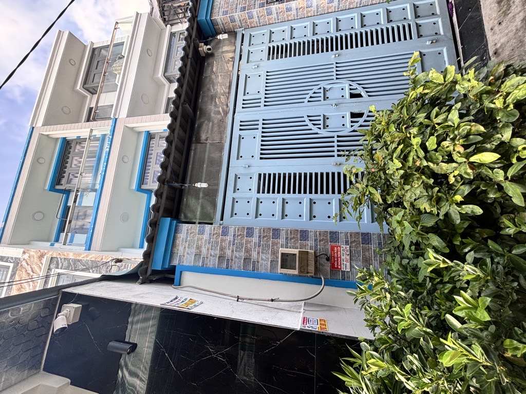 Bán nhà riêng 3 tầng khu Huỳnh Tấn Phát, Nhà Bè, đầy đủ nội thất, pháp lý chuẩn