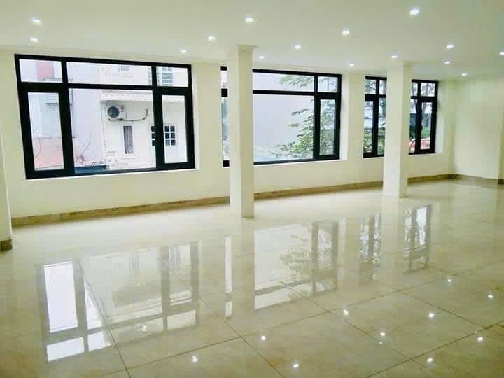 Bán Tòa Nhà Văn Phòng Vị Trí Đắc Địa Văn La Với Mặt Tiền 11m Hiếm Có 100/120m 7 Tầng