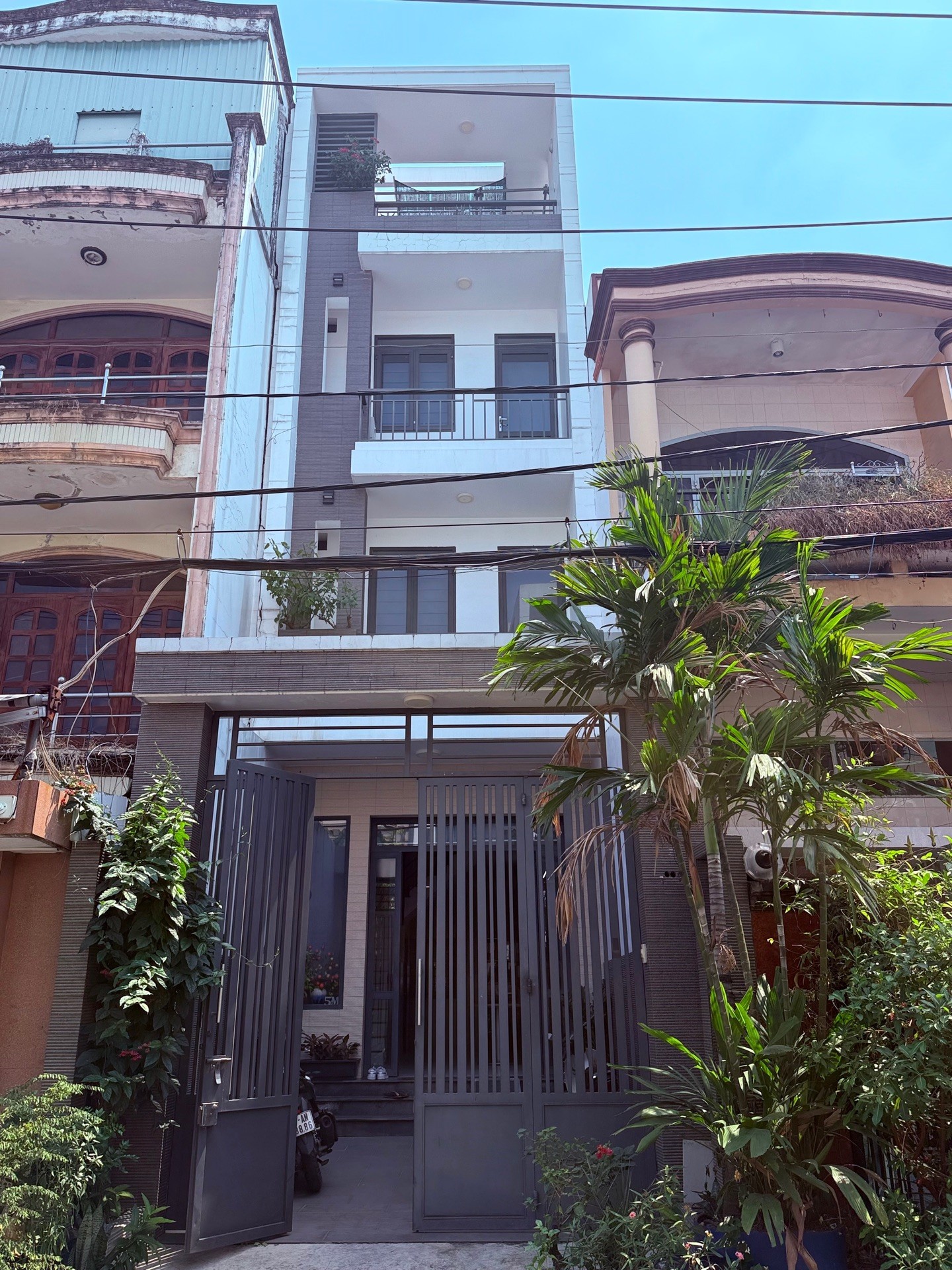 MTKD KHU TÊN LỬA 80m2 - 4 TẦNG - NGAY CHỢ - GIẢM 600TR CÒN 10 TỶ