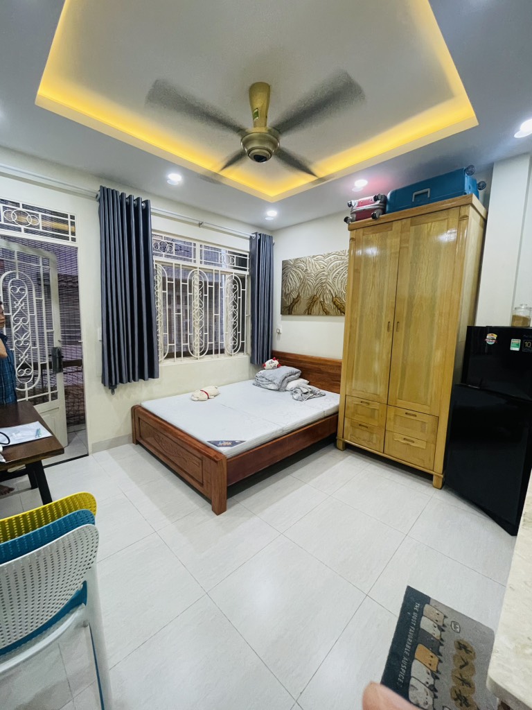 CHDV NGAY TRUNG TÂM - ĐI BỘ RA CHỢ BẾN THÀNH CHỈ VÀI PHÚT - DÒNG TIỀN 35tr/th