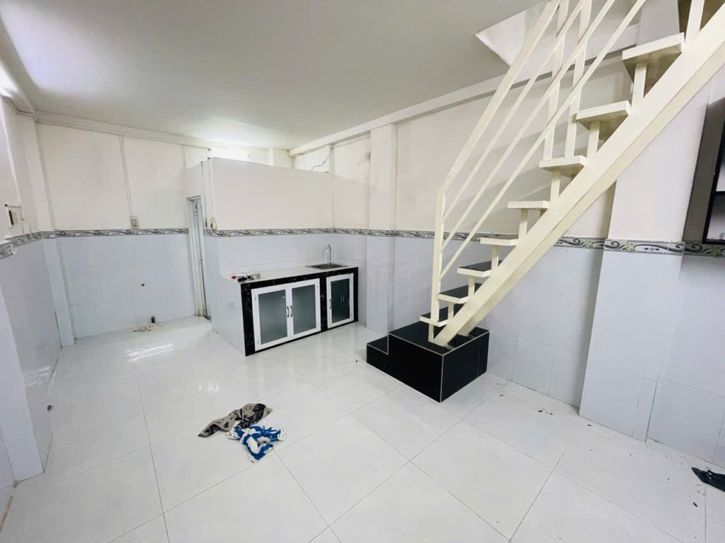 Nhà phố 3 tầng giá hời ở Hồ Thị Kỷ, quận 10
