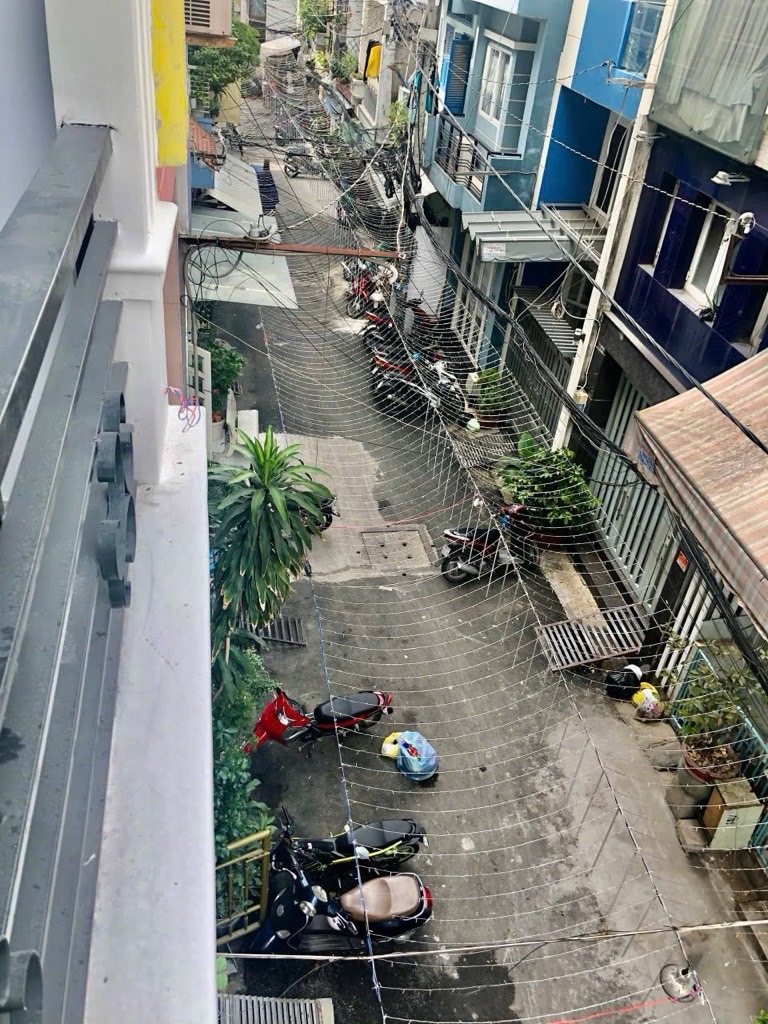 Nhà 6 tầng cho thuê 36 triệu/tháng ngay trung tâm Quận 3