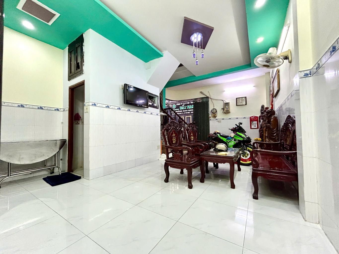 Nhà riêng 2 tầng rộng 58m² gần khu vực Tân Bình với mặt tiền rộng