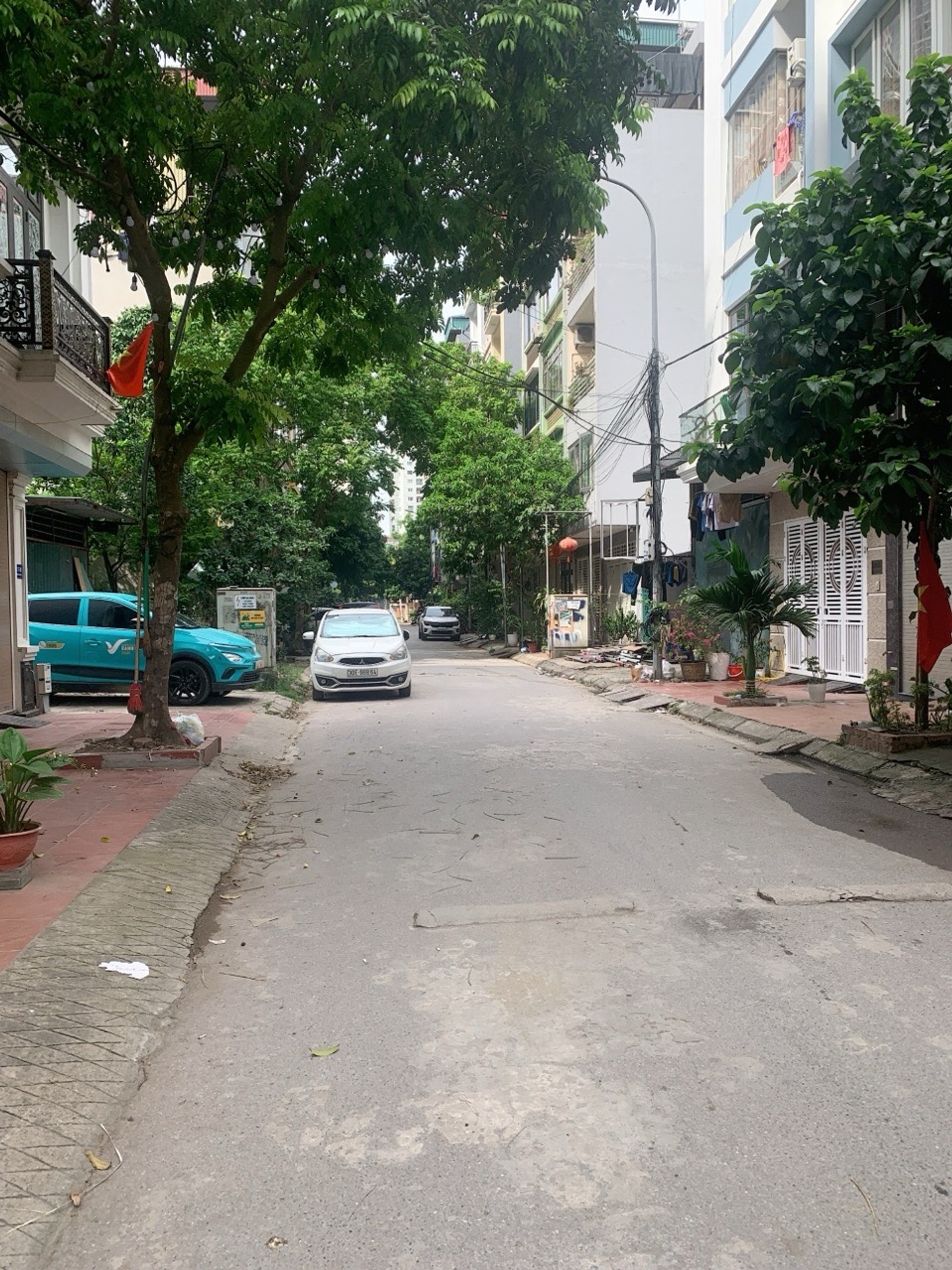 BÁN GẤP NHÀ VĂN KHÊ HÀ ĐÔNG PHÂN LÔ VỈA HÈ Ô TÔ TRÁNH, 50M 7 TẦNG GIÁ 16.8 TỶ