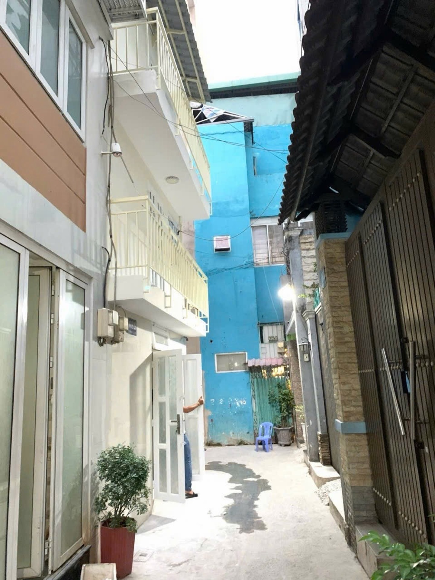 Nhà 3 tầng siêu xinh, góc 2 mặt thoáng Quận 3