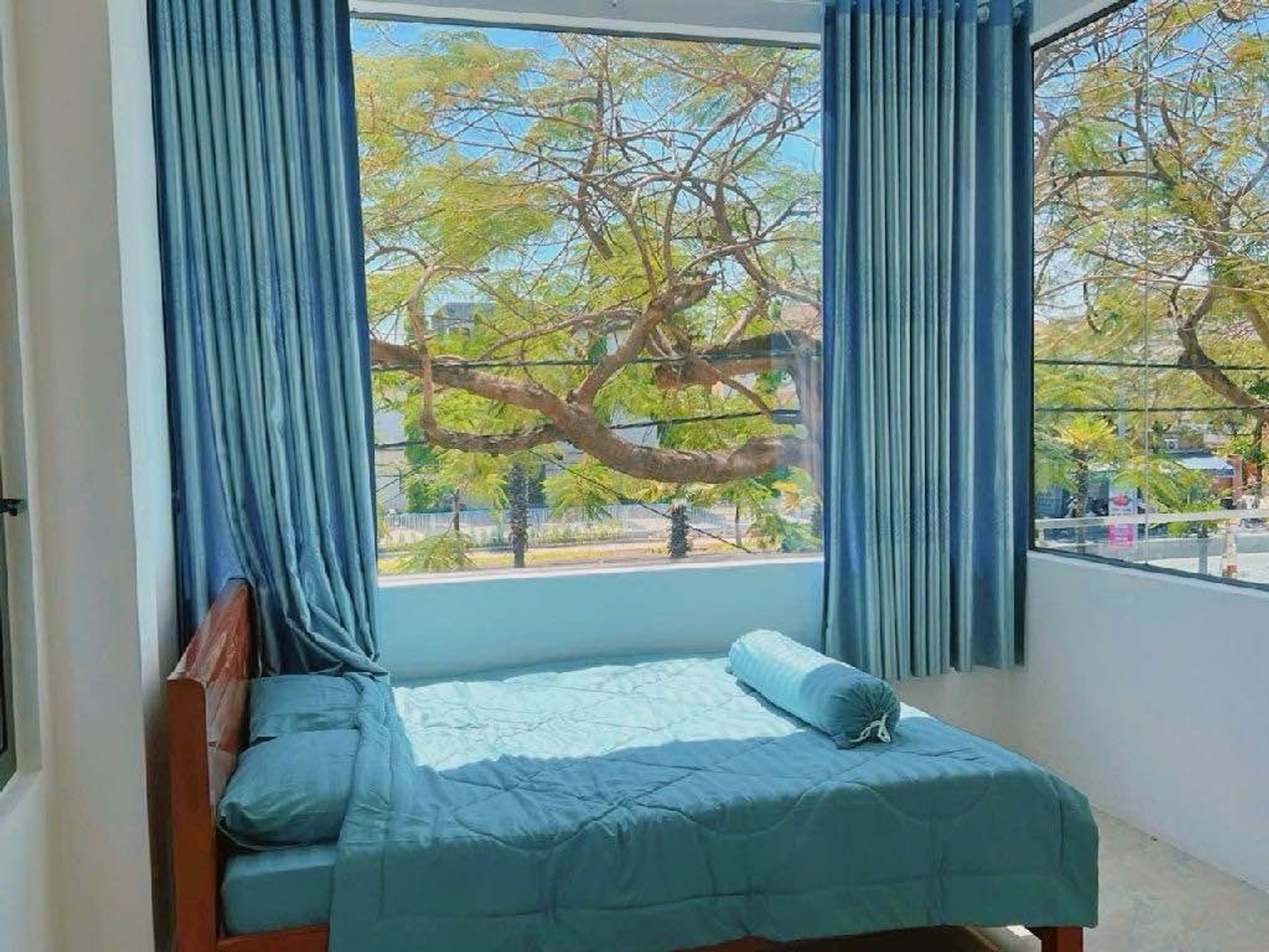Cơ hội vàng sở hữu nhà mặt phố Ngũ Hành Sơn, đối diện ĐH Kinh Tế, dòng tiền ổn định
