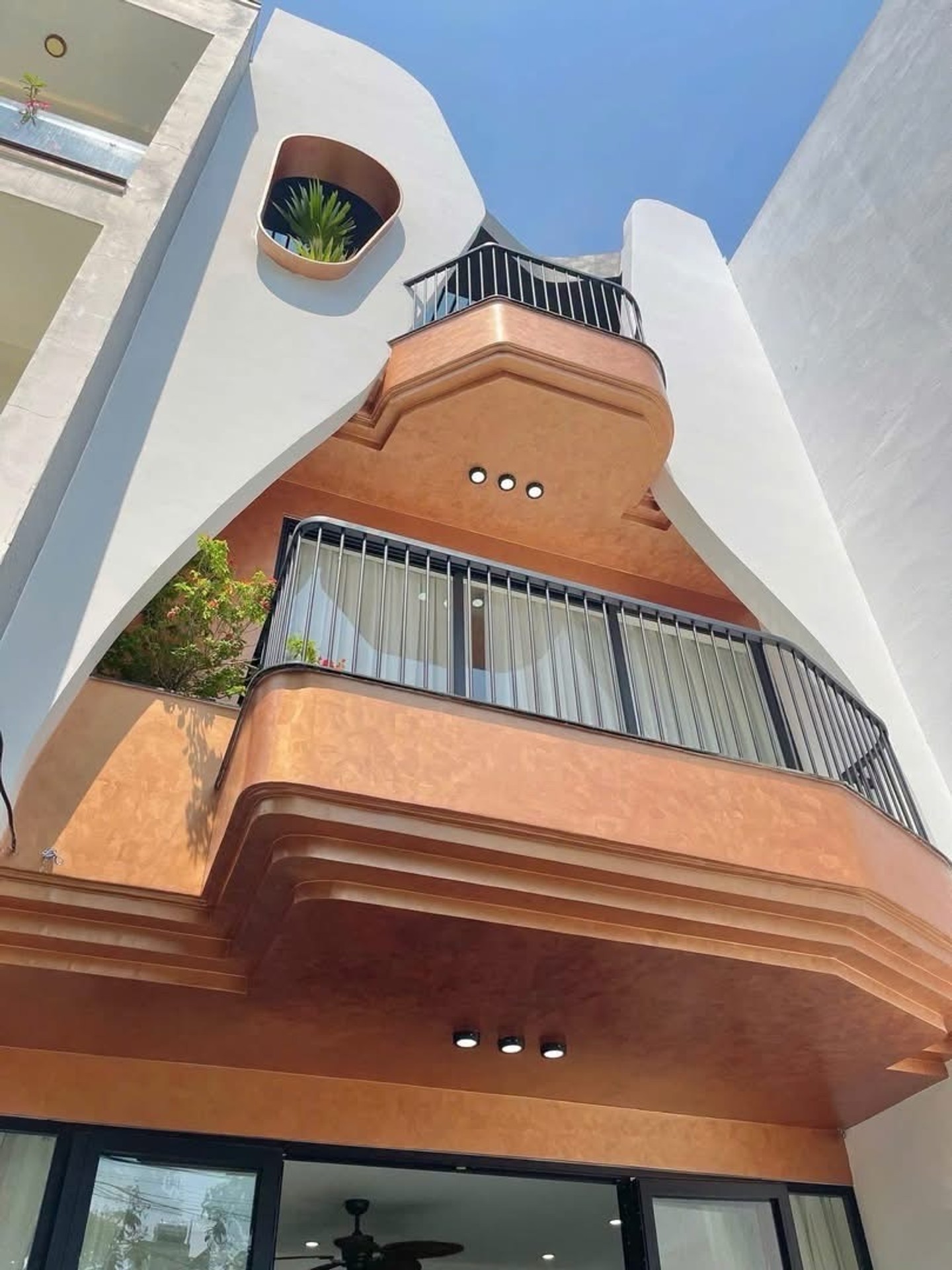 Cơ hội vàng sở hữu nhà mặt tiền Hòa Xuân giá tốt chỉ 9,2 tỷ