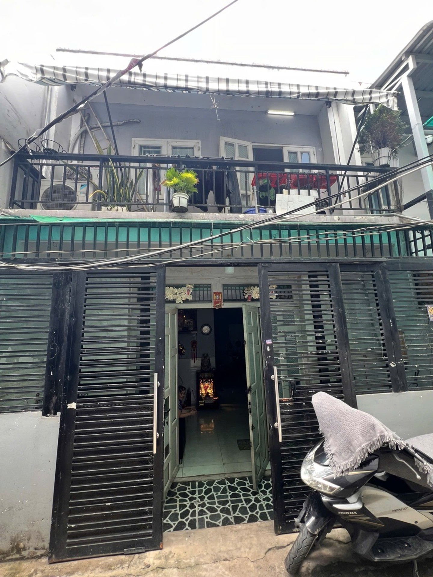 Bán nhà riêng 2 tầng tại Phú Thuận, Quận 7, diện tích 47.5m² sân rộng