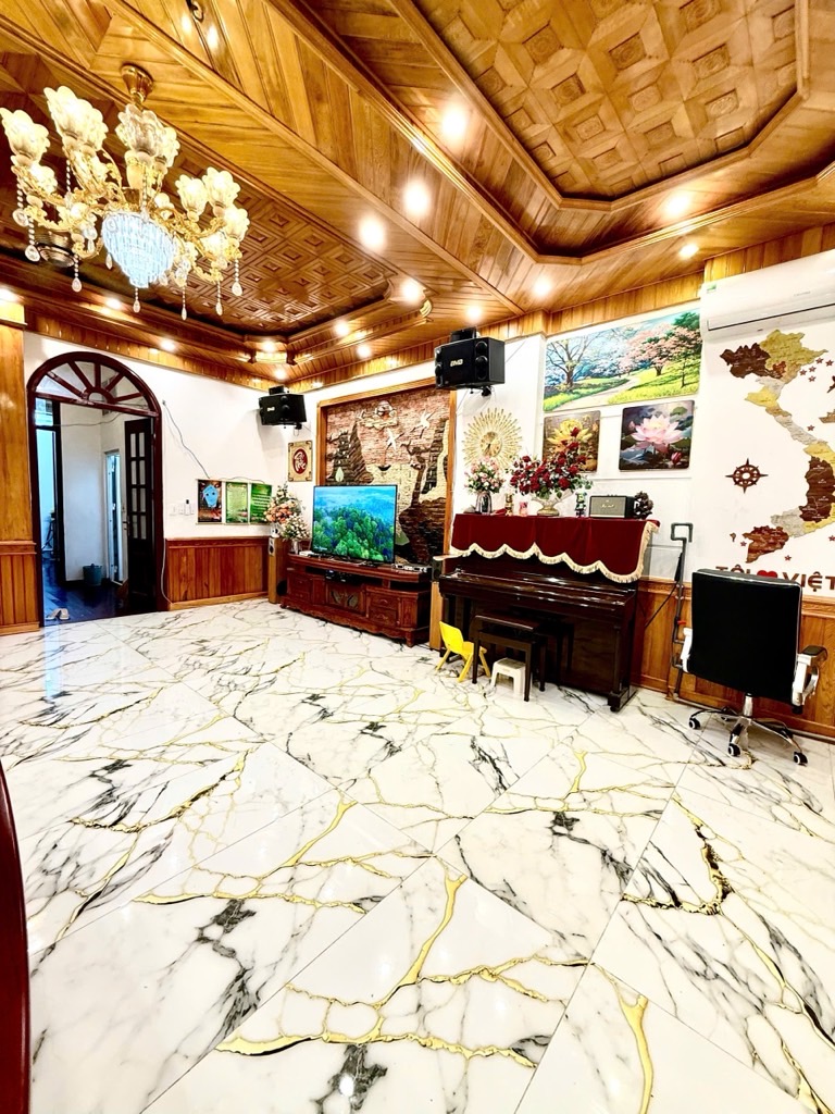 Nhà Gara Ô Tô Bằng Liệt, 91m2, mt 6.5m, thang máy. Giảm Giá Sốc - Cơ Hội Vàng Đầu Tư Kinh Doanh.