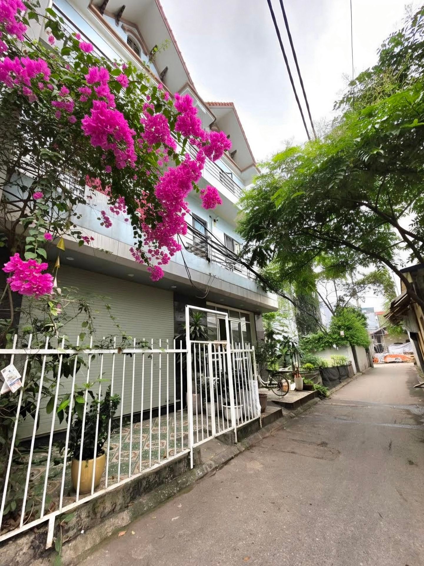 BÁN NHÀ BÁT KHỐI 95.7M2- 3 TẦNG - NGÕ THÔNG Ô TÔ - GẦN HỒ ĐIỀU HÒA - 14.8 Tỷ