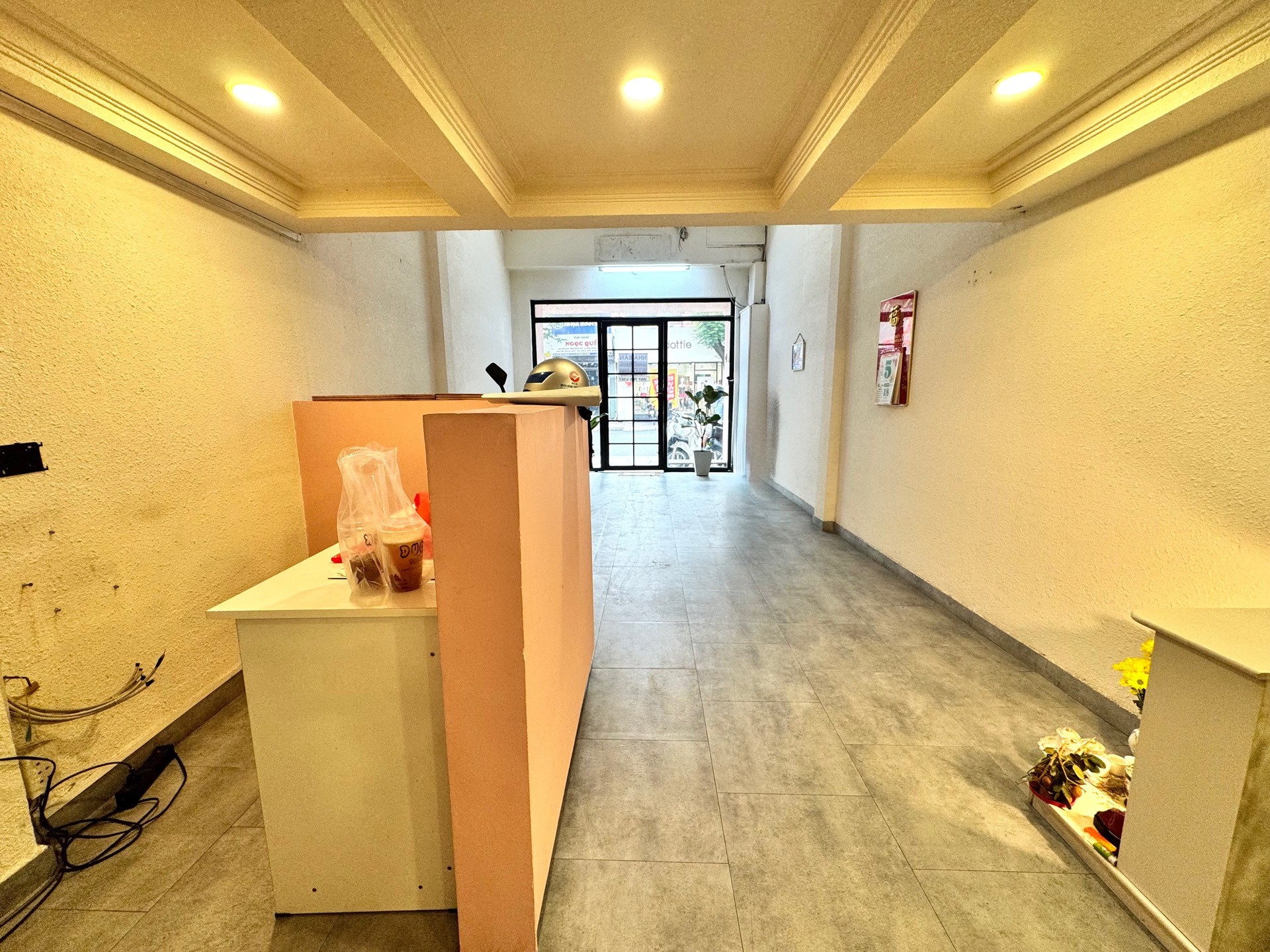 MẶT TIỀN KINH ĐÔ THỜI TRANG LÊ VĂN SỸ - 60 m² - 4 TẦNG BTCT - 5PN - CHO THUÊ 50TR/THÁNG - HOÀN CÔNG