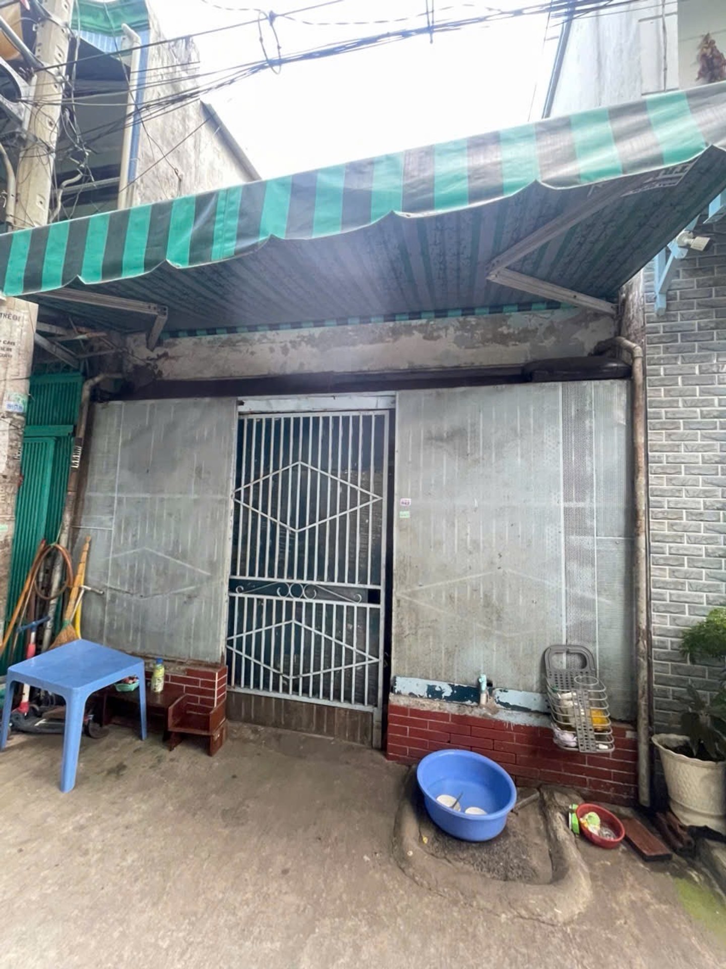 Bán nhà 2 tầng 39.8m²ao đôi-Bình Tân giá 3.69 tỷ, hẻm rộng