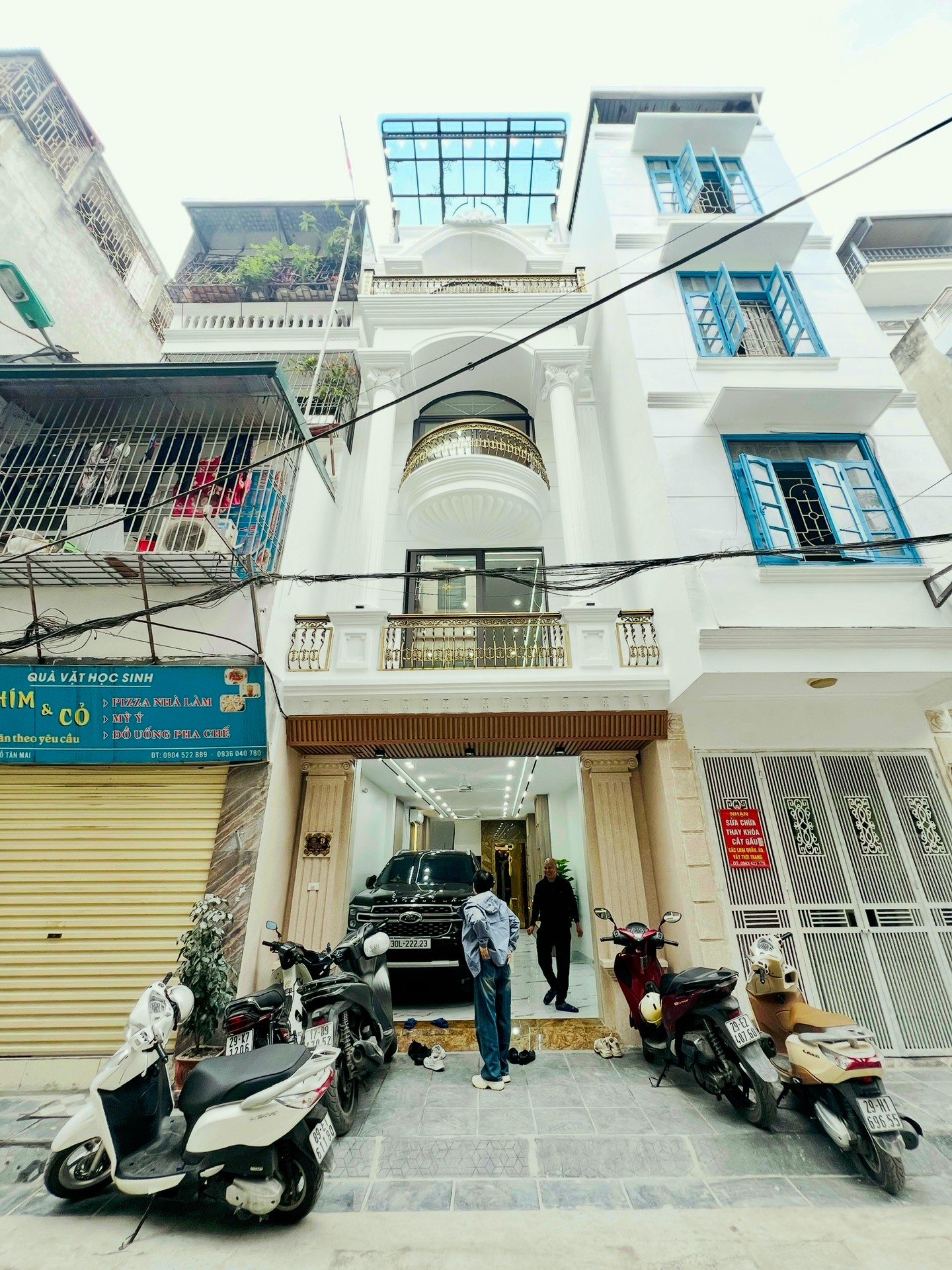 Nhà mặt phố Tân Mai xây dựng chỉn chu, phù hợp kinh doanh và để ở