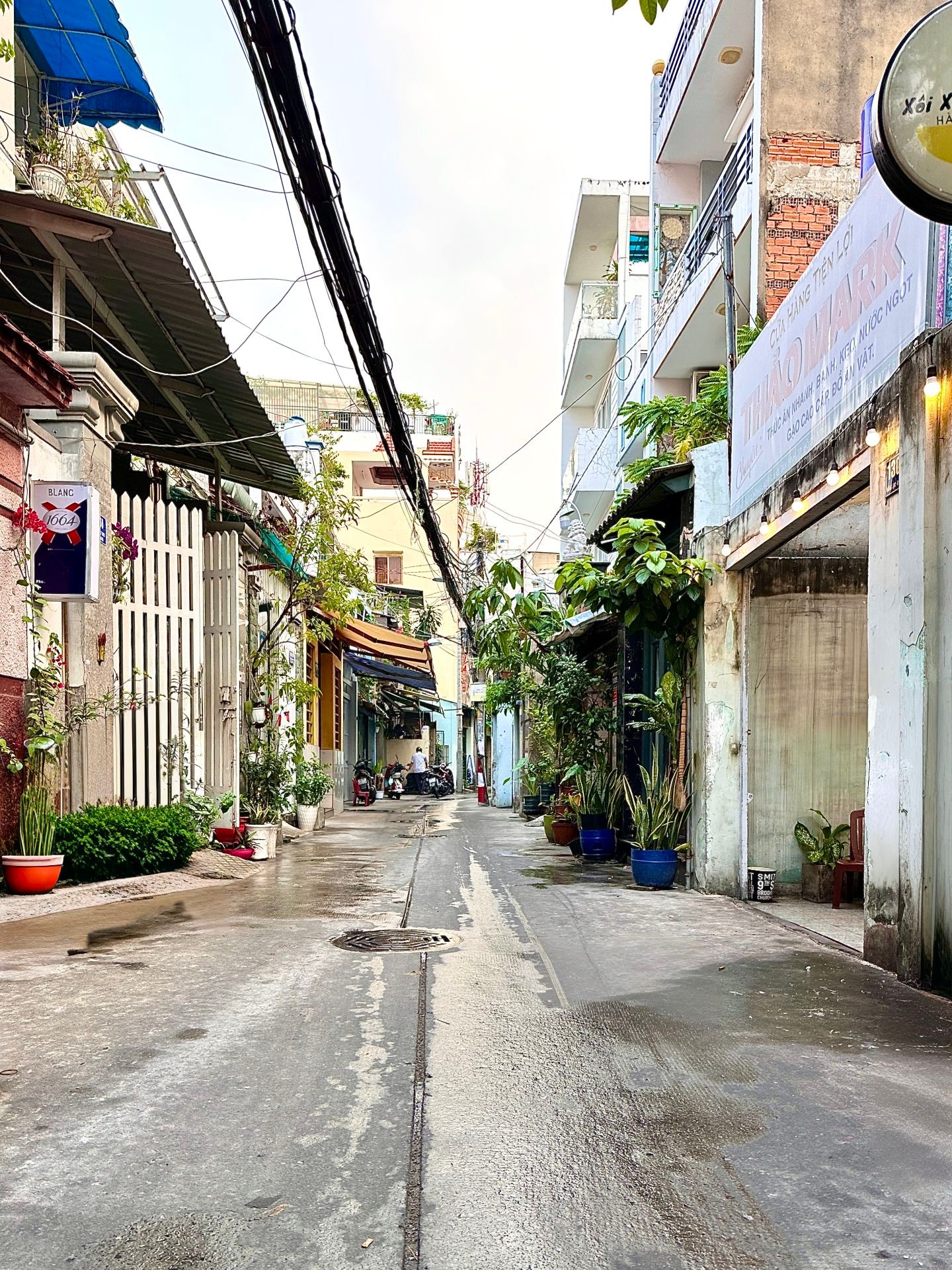 HẺM XE HƠI THÔNG LẠC LONG QUÂN, HỒNG LẠC – BẢY HIỀN, TÂN BÌNH | NHÀ 6 TẦNG – NỞ HẬU