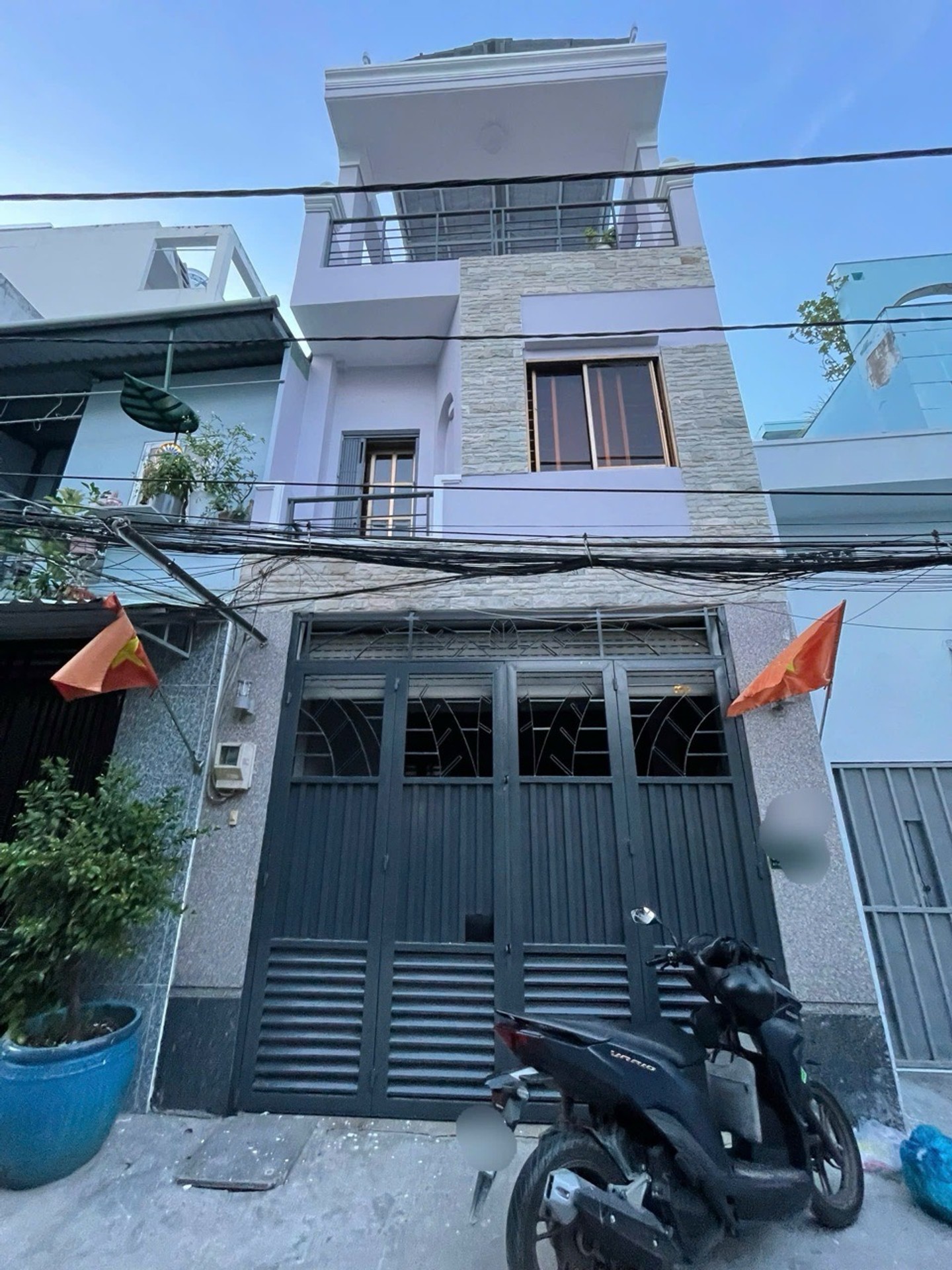 Cơ hội sở hữu nhà 2 mặt tiền đắc địa tại Phú Thuận, giá tốt không thể bỏ lỡ