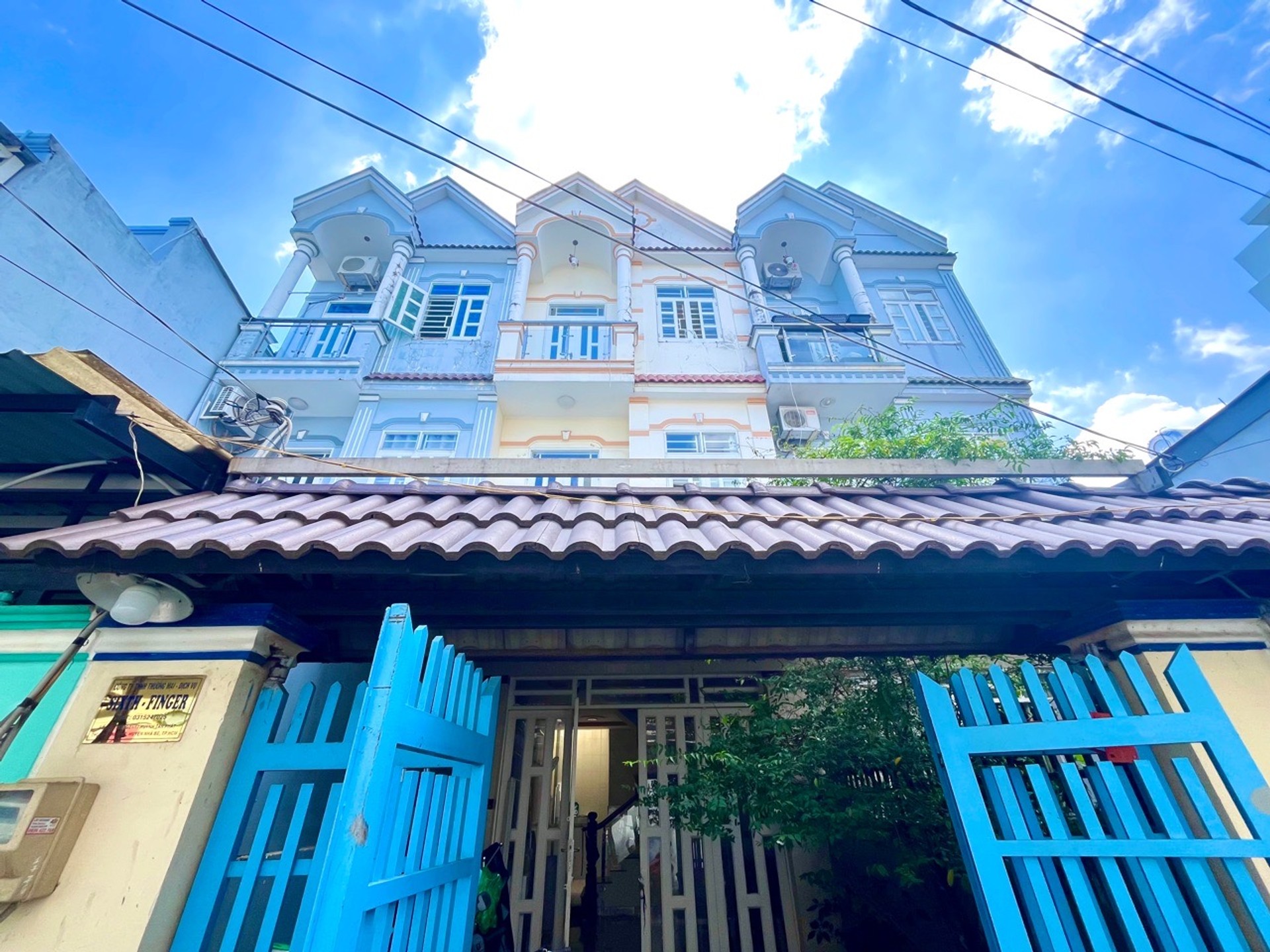 Cơ hội hiếm có sở hữu nhà đẹp 3 tầng hẻm Huỳnh Tấn Phát giá tốt