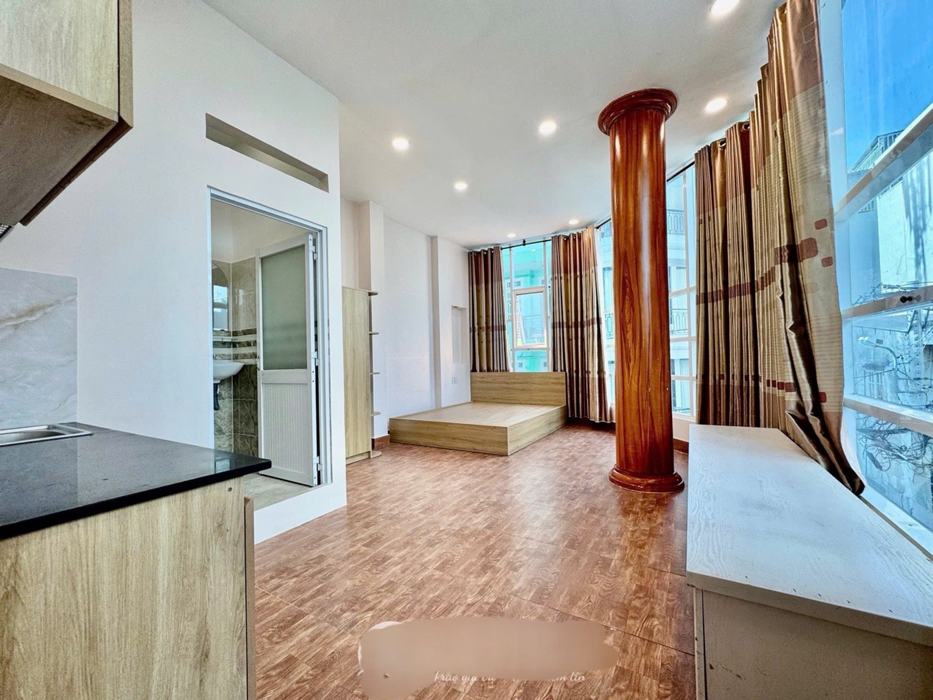 DÒNG TIỀN, HẺM 8M, GẦN TRƯỜNG HỌC, CHỢ, SIÊU THỊ, BỆNH VIỆN - 6Tầng-Ngang 5m - Lạc Long Quân