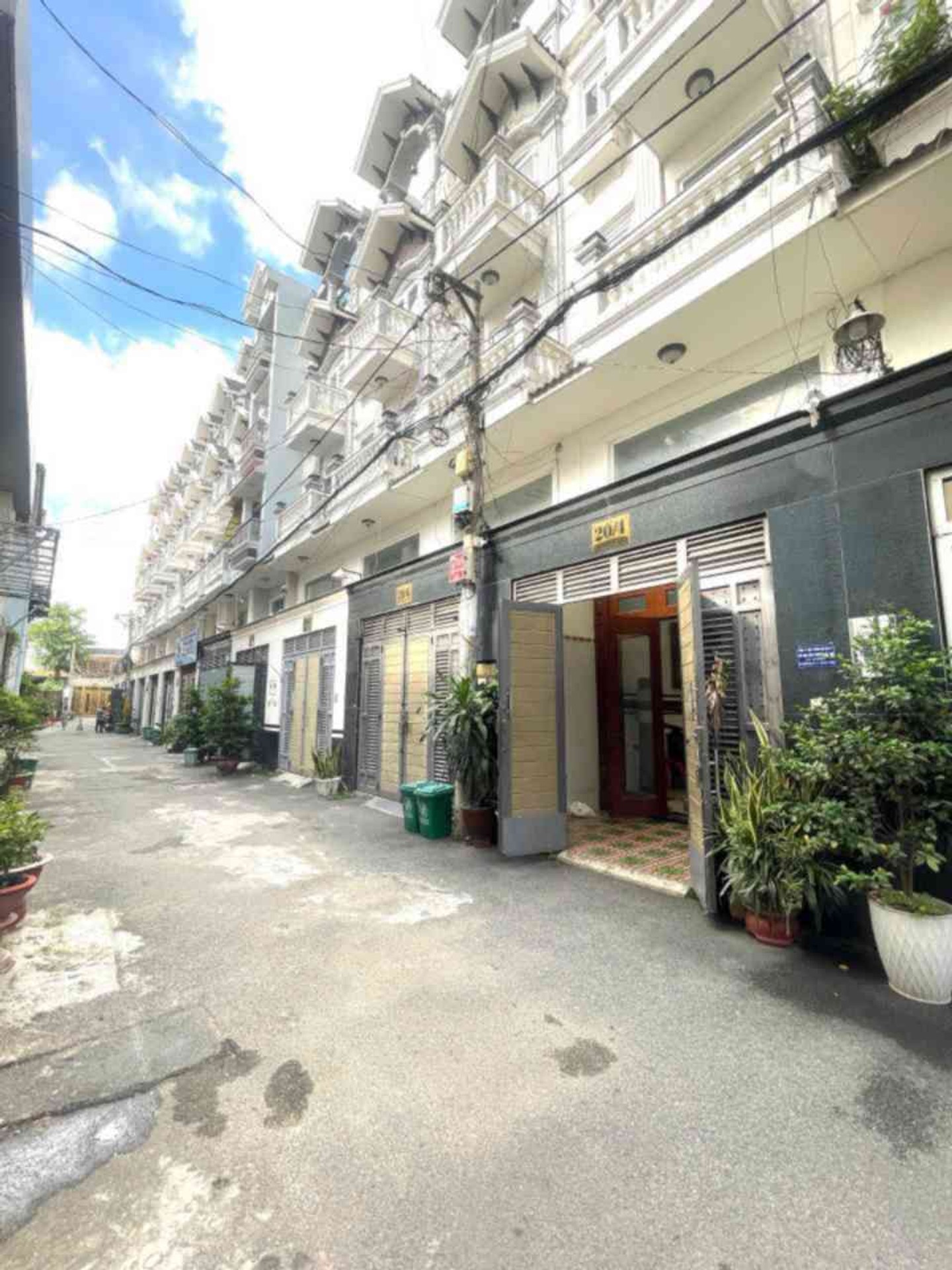 🏡VÀI BƯỚC RA MẶT TIỀN NGUYỄN VĂN DUNG, P.6, GÒ VẤP. DT 4×17M VUÔNG NHƯ A⁴, 5TẦNG, 5PN. CHỈ 9,4 TỎI
