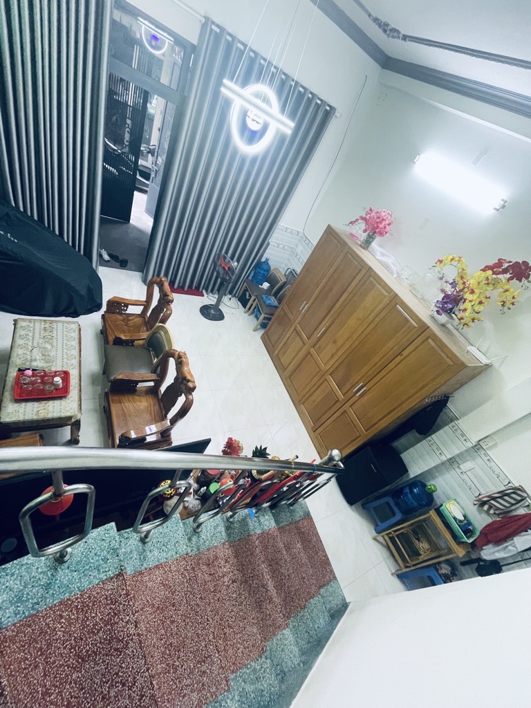 Cơ Hội Vàng Sở Hữu Nhà Hẻm Thông Gần Mặt Tiền Hồng Lạc, Phường Bảy Hiền Tân Bình