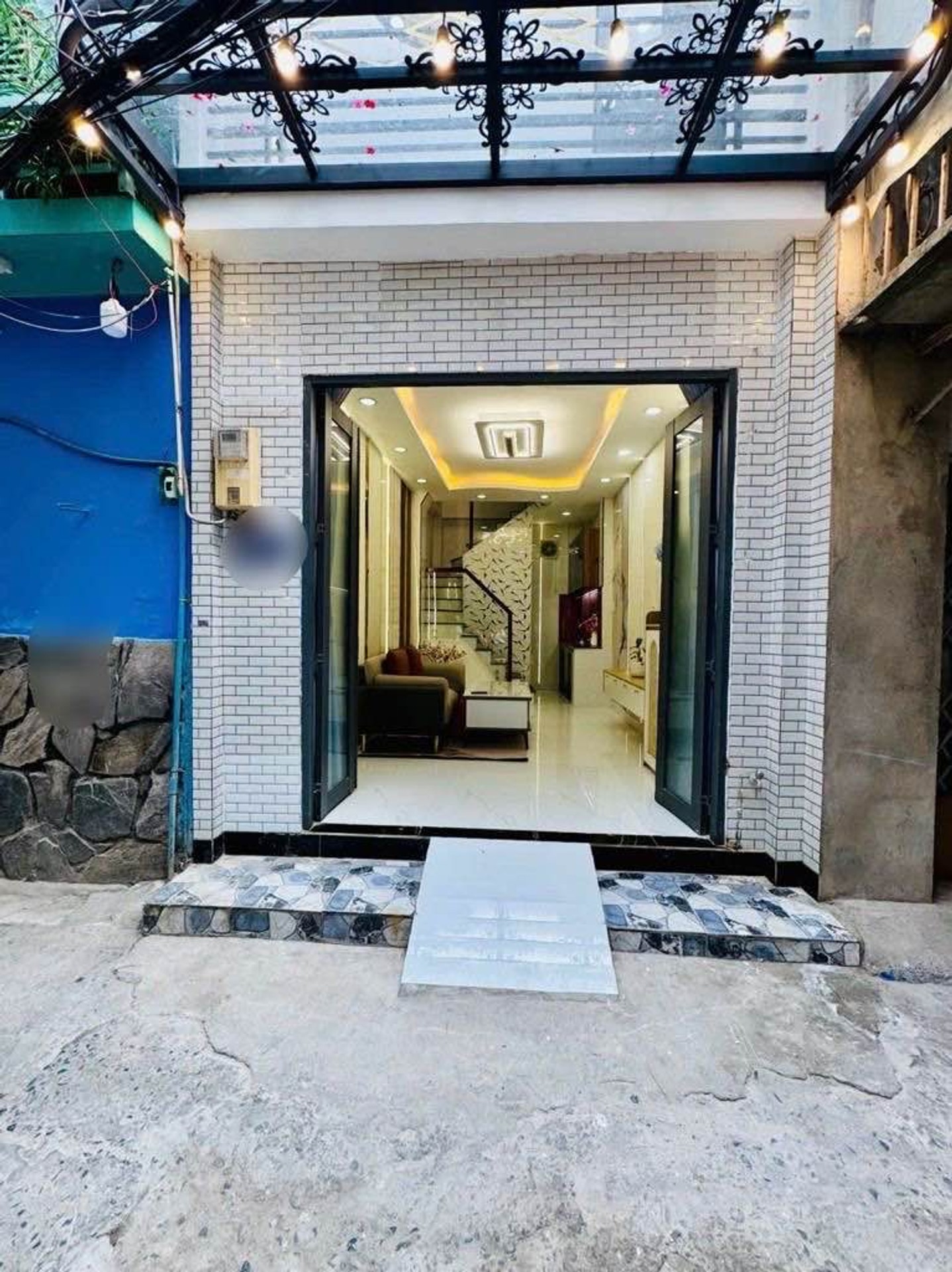 Nhà nhỏ xinh, full nội thất sang xịn ở Quận 3