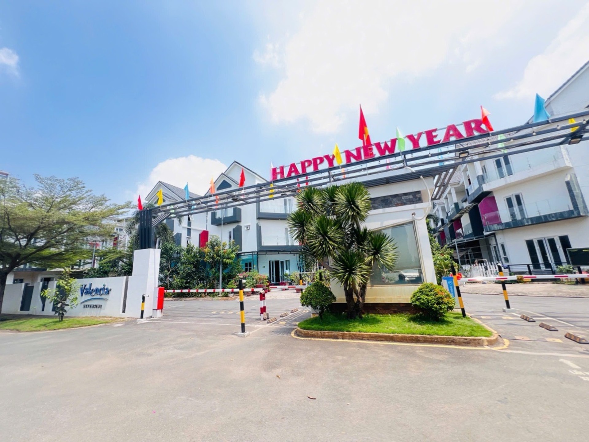 Lô đất hiếm ven Khu Biệt Thự Quận 2 - Sống chuẩn sang xịn
