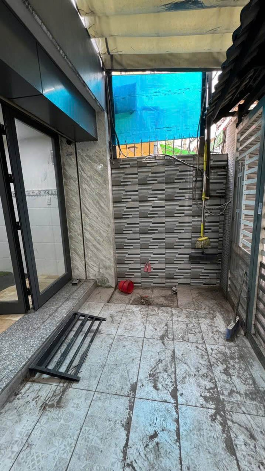 Cơ hội sở hữu nhà 4 tầng hiện đại giá tốt tại Tân Bình