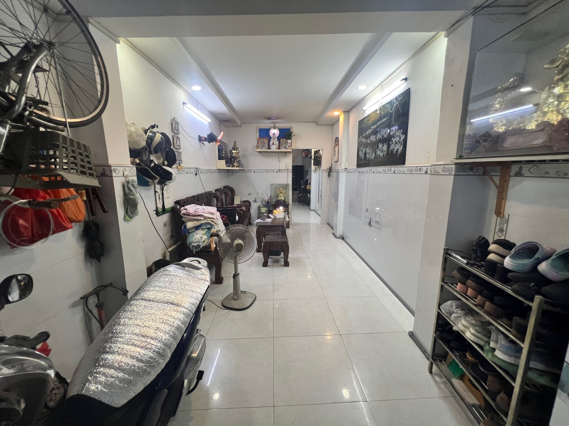 Nhà 2 tầng hẻm 3m Tân Bình, giá tốt cho gia đình trẻ
