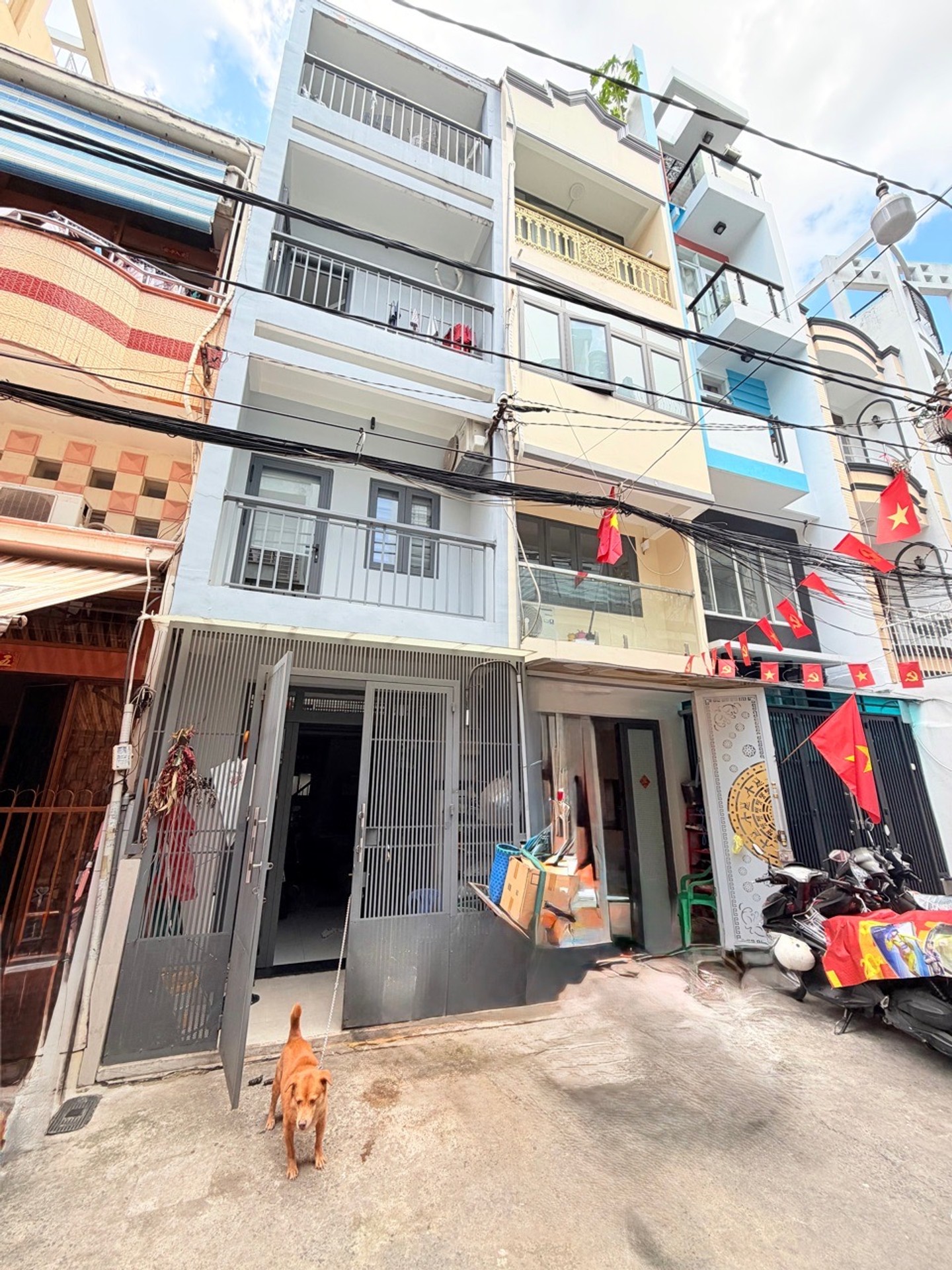 Nhà 4 Tầng Hẻm Xe Tải Quận 3 - Sống Ngay, Đầu Tư Lợi Nhuận
