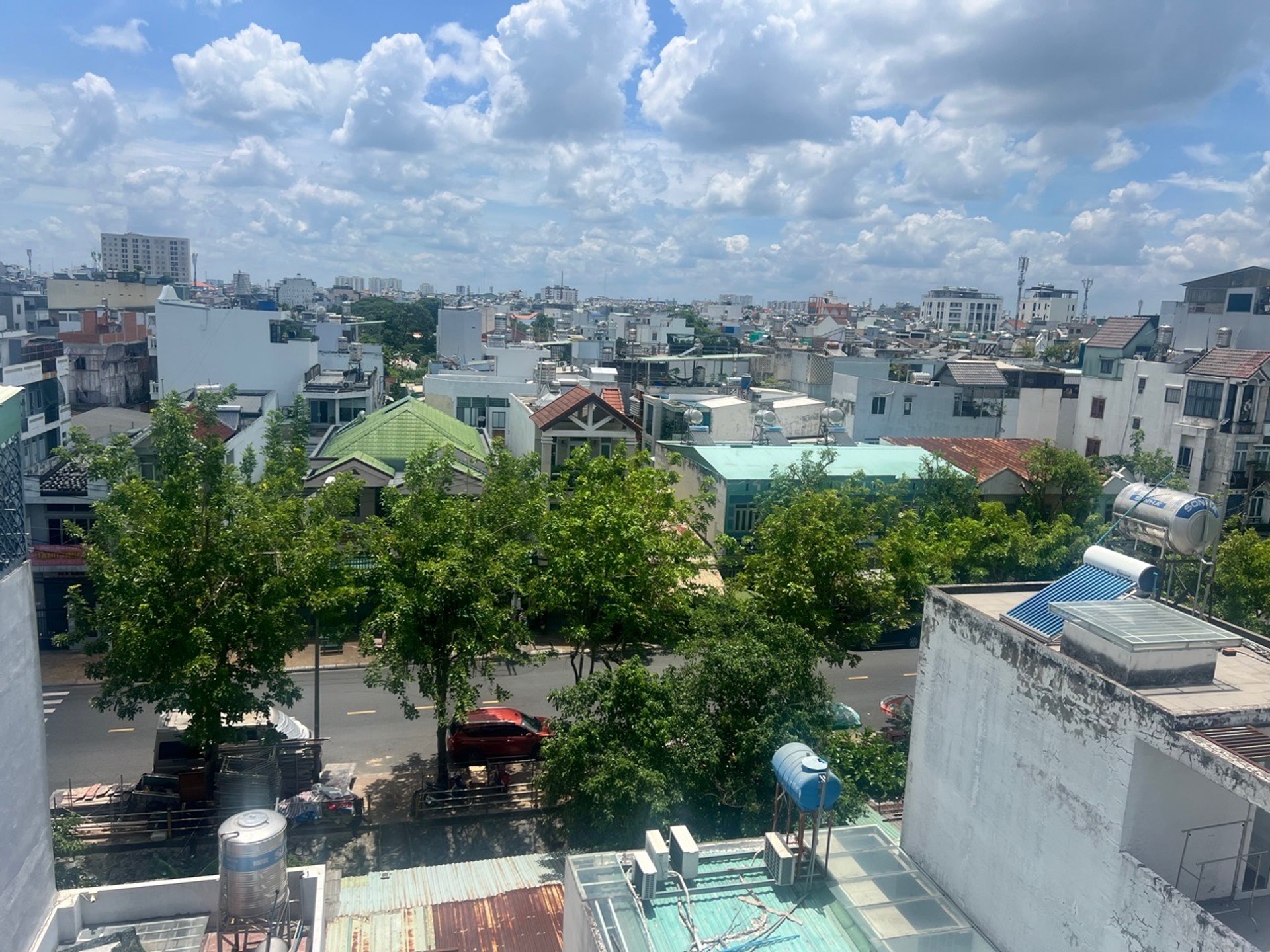 Nhà 6 tầng 15 phòng cho thuê, thang máy, oto đậu, Tân Sơn