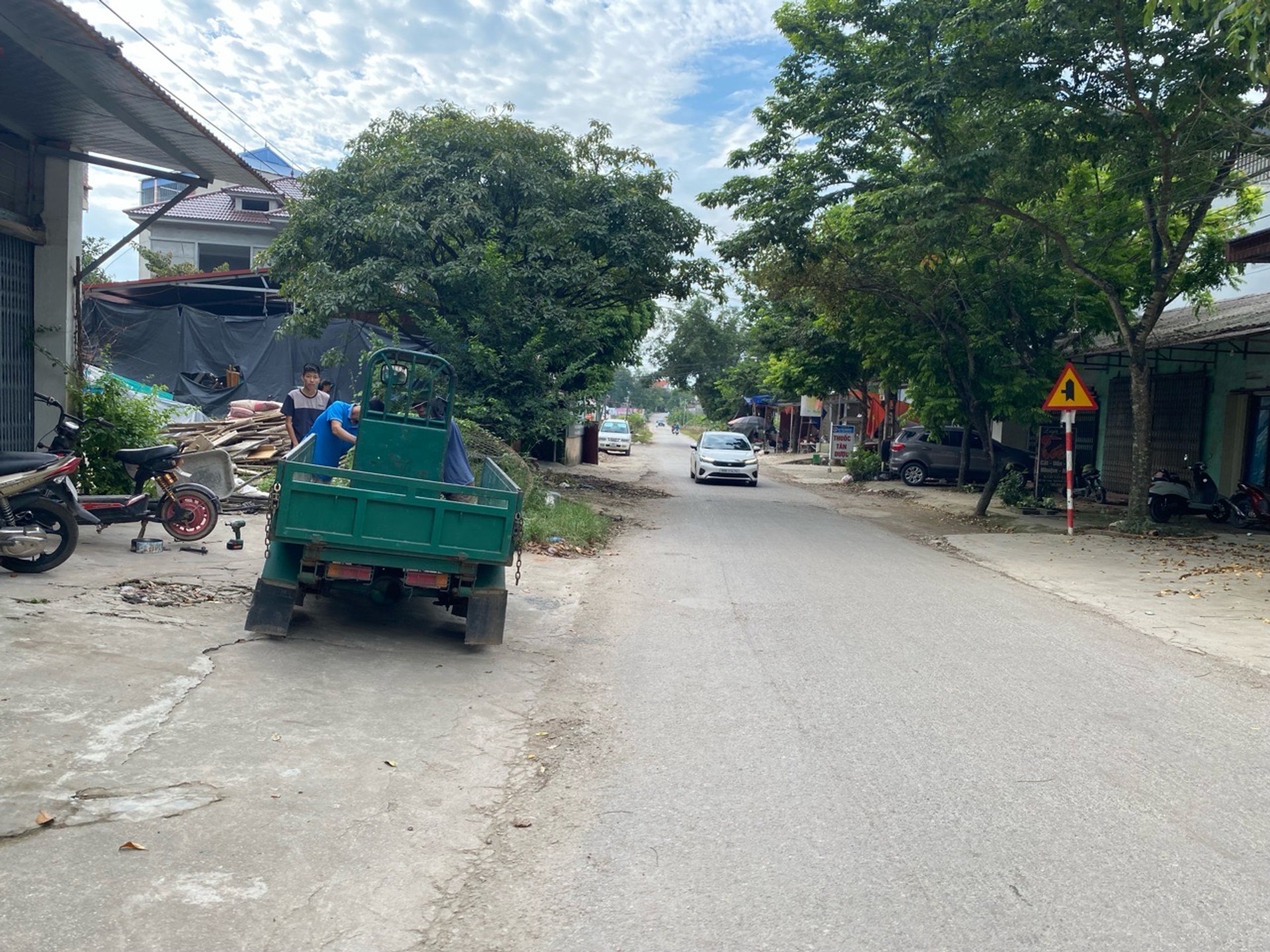 SIÊU DÒNG TIỀN - TT PHƯỜNG BỐ HẠ - TIỆN ÍCH ĐIỆN ĐƯỜNG TRƯỜNG TRẠM ĐỀU TRONG BÁN KÍNH 500M
