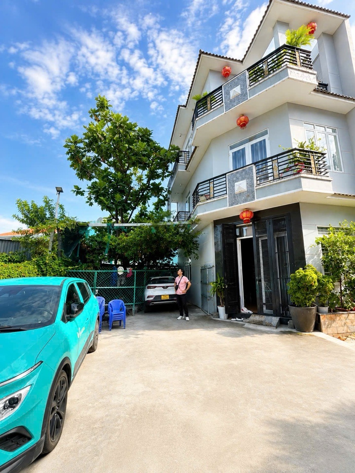 Bán nhà riêng 4 tầng tại khu vực Huỳnh Thị Đồng, diện tích 50,3 m2, có sân gara ô tô