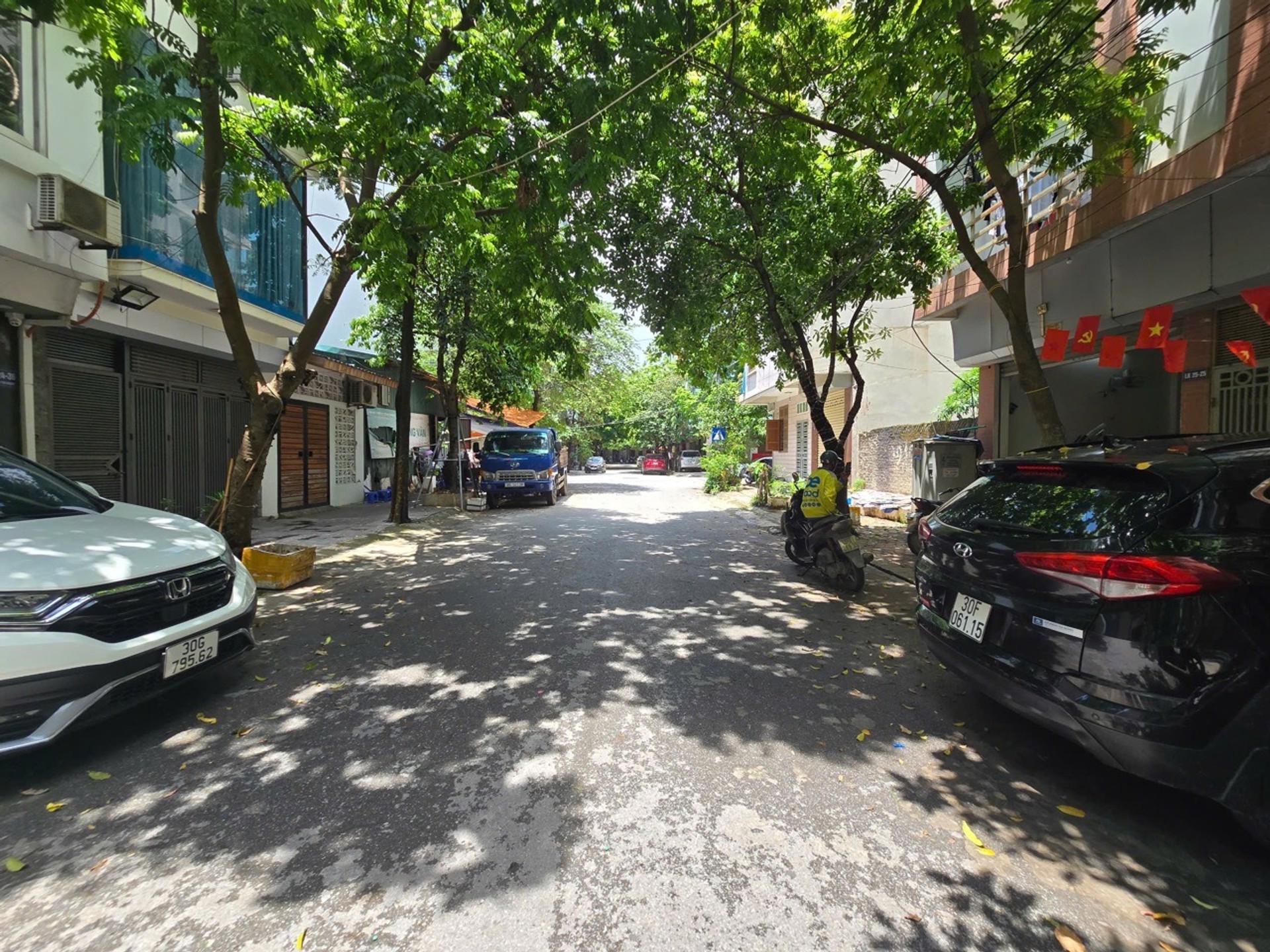 Nhà Liền Kề Ngô Thì Nhậm - Vỉa Hè Rộng, Đầu Tư Sinh Lời 40m2, Vị trí Vàng, 15,1 tỷ
