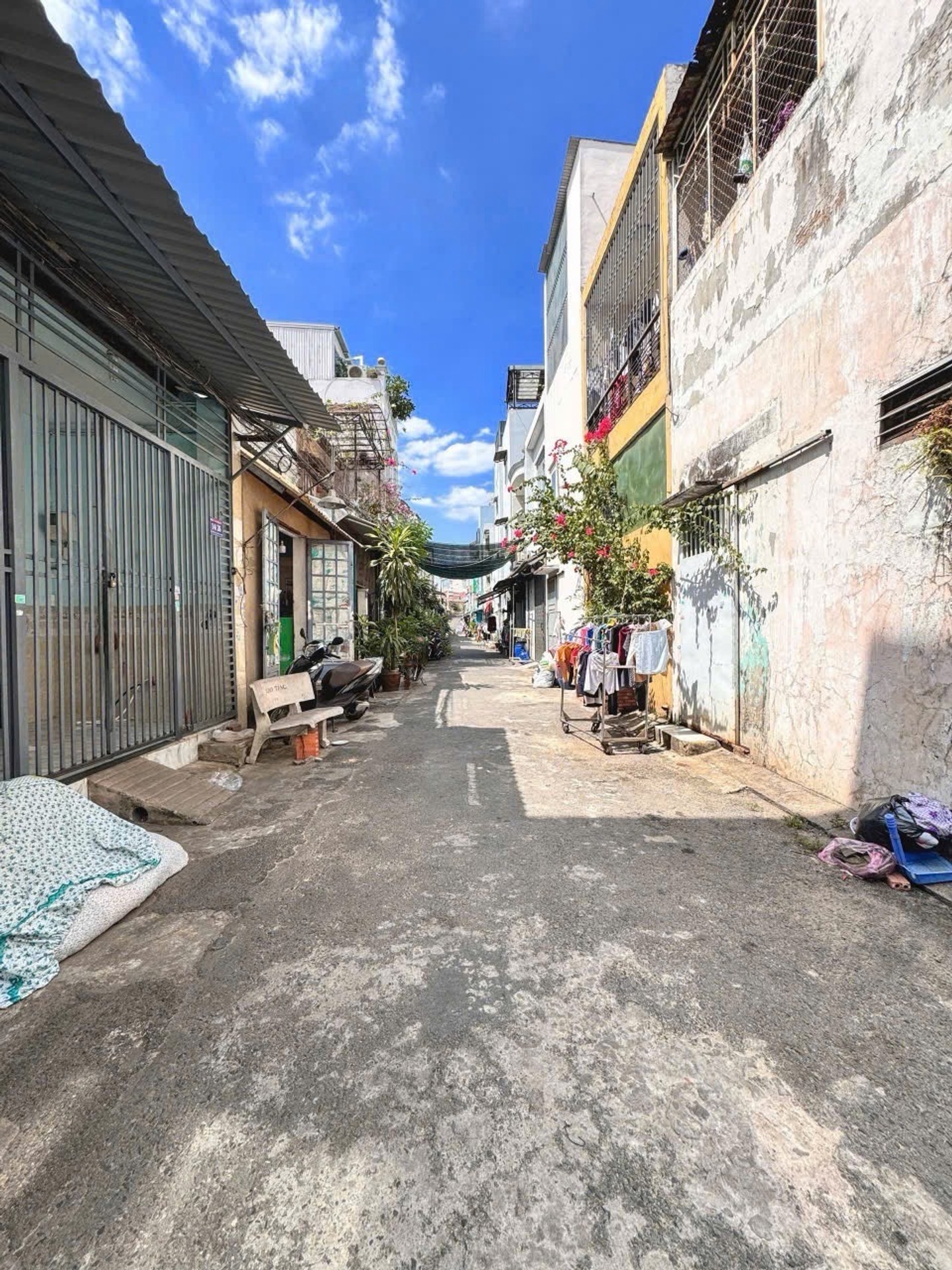 Nhà Bình Tân, Gò Xoài, hẻm xe hơi thông, 45m2 nhỉnh 4x