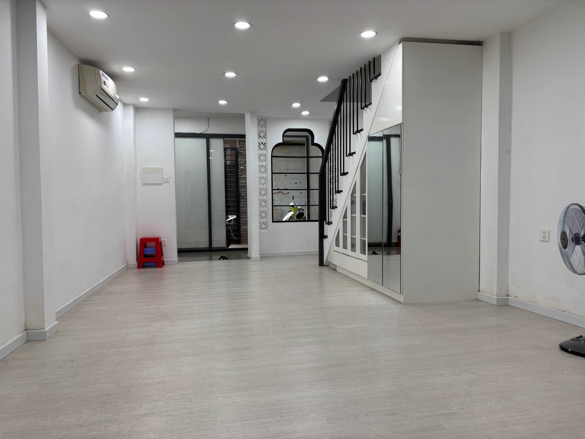 Cơ hội sở hữu nhà phố sang trọng tại Tân Bình chỉ với 7,3 tỷ