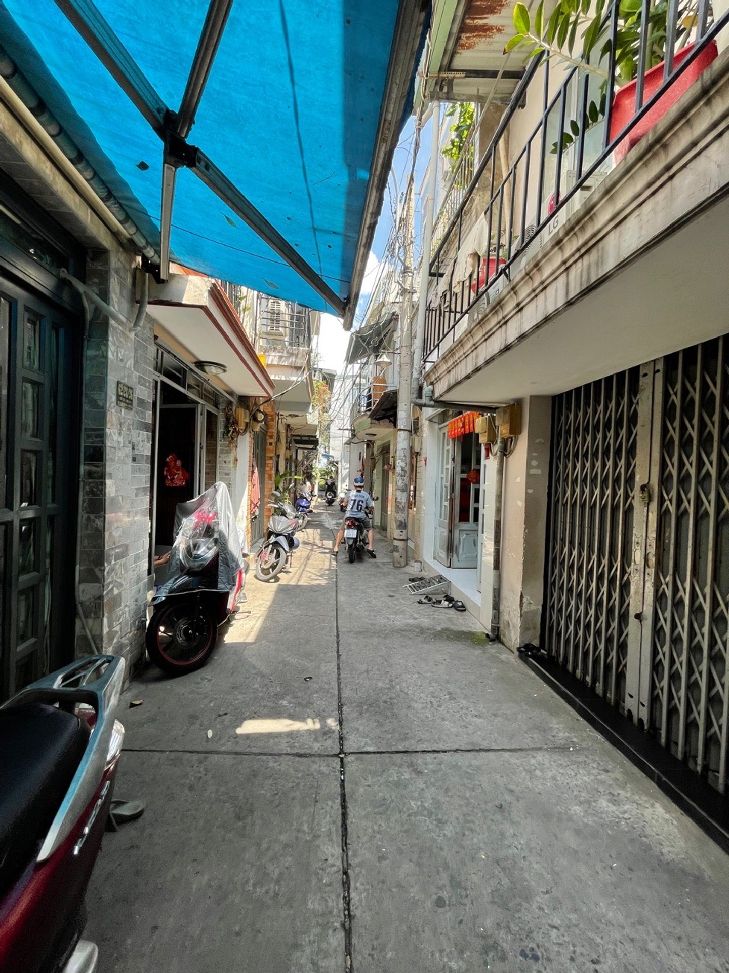 Nhà 2 tầng 2PN đường số 13A-bình tân