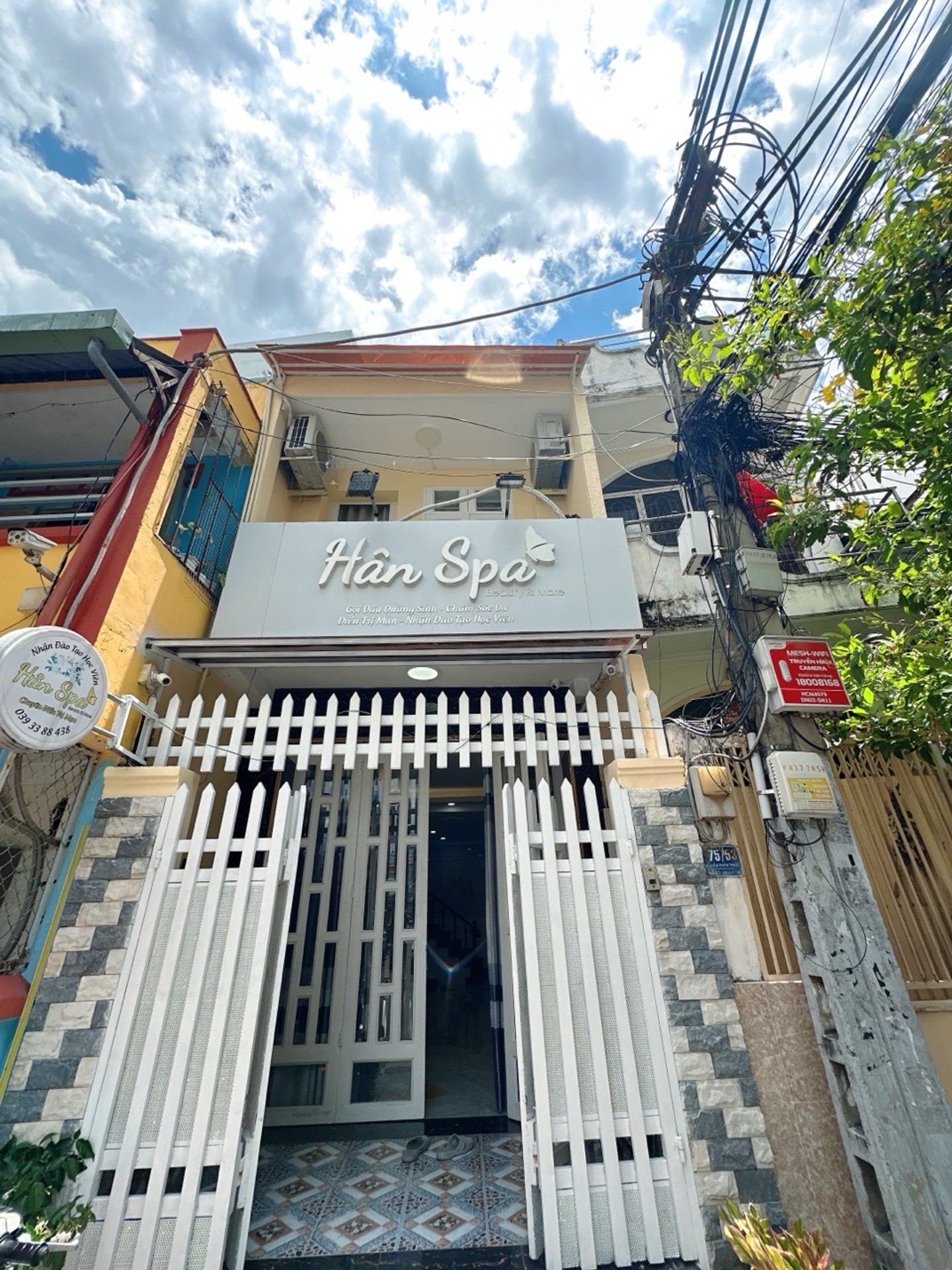 Nhà Đẹp Quận 3 Gần Trung Tâm, Giá Tốt!