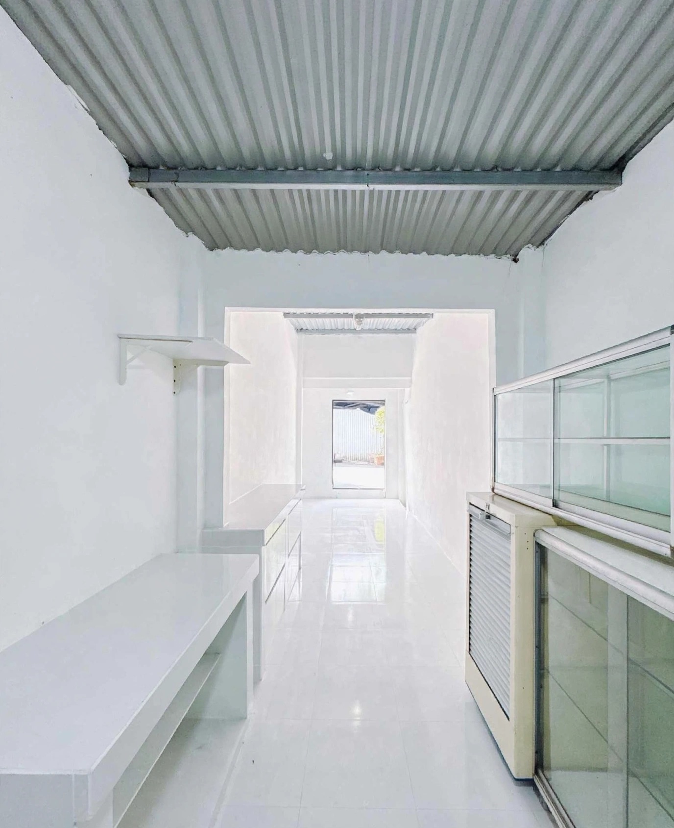 Gần Nhà thờ Xóm Chiếu - Hẻm ô tô - 92m² - Nhỉnh 7 tỷ - Nở hậu tài lộc