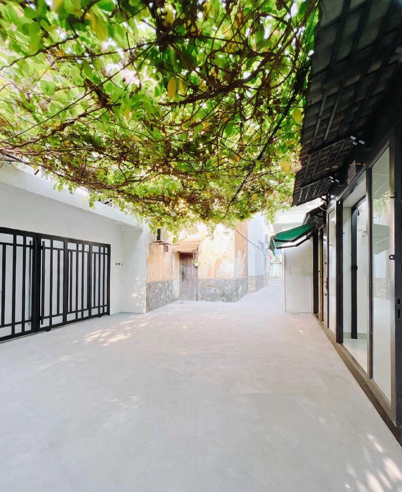 NHÀ TÔN ĐẢN - 70M2 - 5.29T - NGANG 5 - SHR - NỞ HẬU