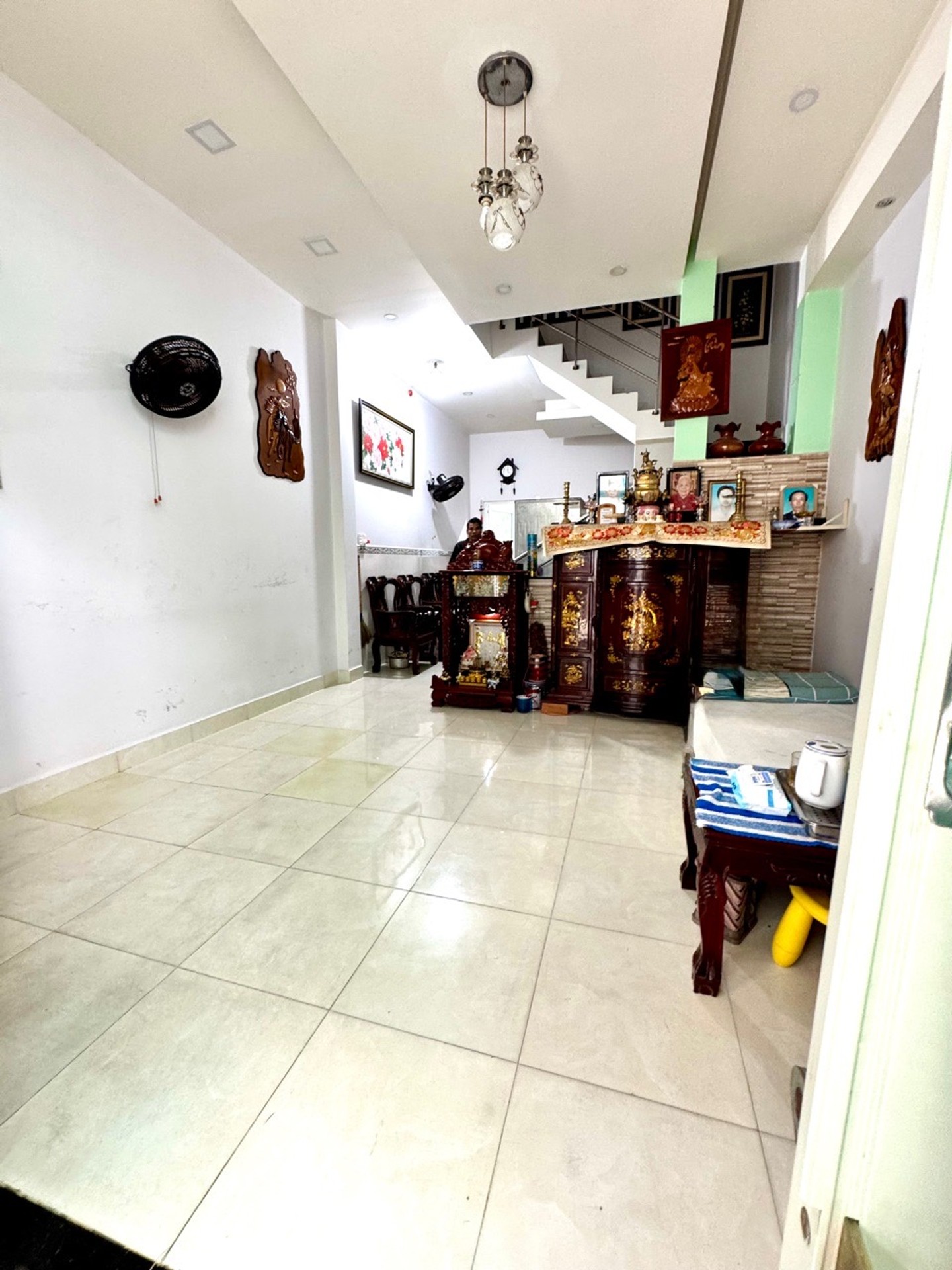 Bán nhà 2 tầng 60m2, 3 phòng ngủ, hẻm thẳng Phường Bình Hưng Hòa