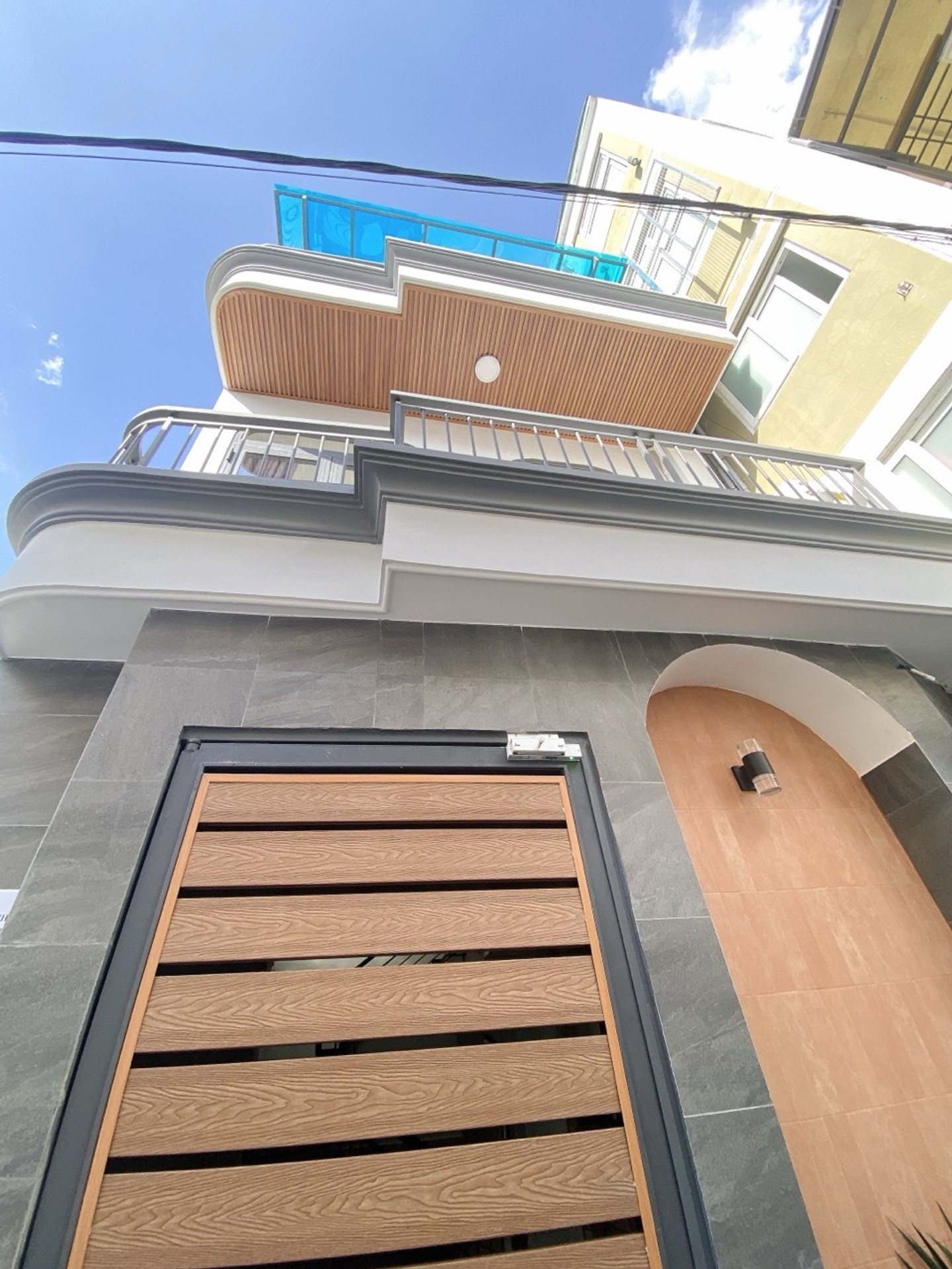 Cơ Hội Sở Hữu Nhà Riêng Thu Nhập Ổn Định Tại Quận 7