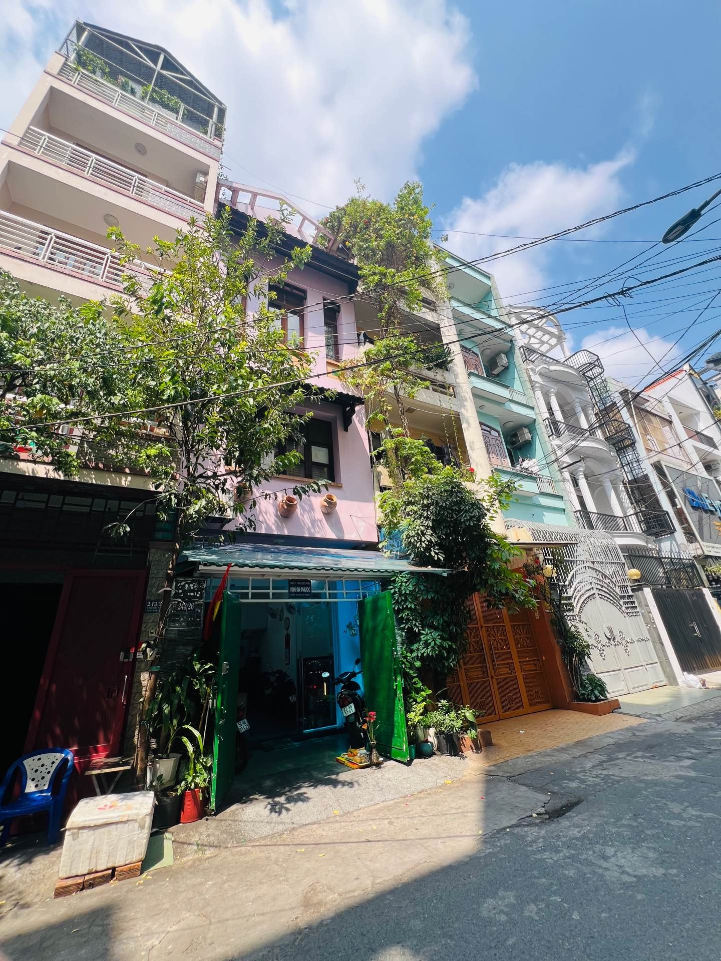 Nhà 4 tầng đẹp hẻm rộng Quận 10, thu nhập 27tr/tháng