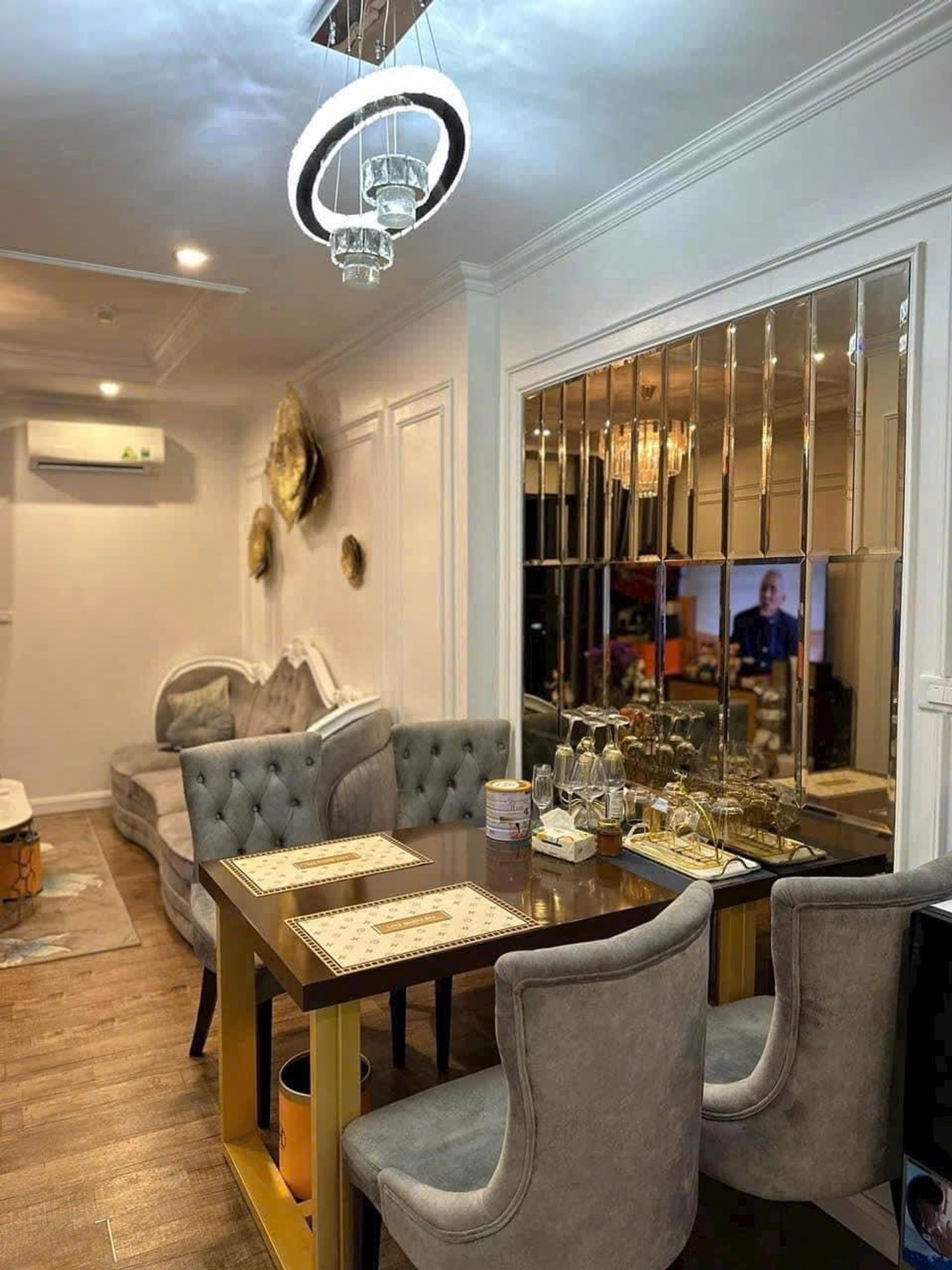 Bán căn hộ chung cư Tòa A, Hùng Thắng, tầng 25, 62.8m², 2 phòng ngủ, giá 2.95 tỷ