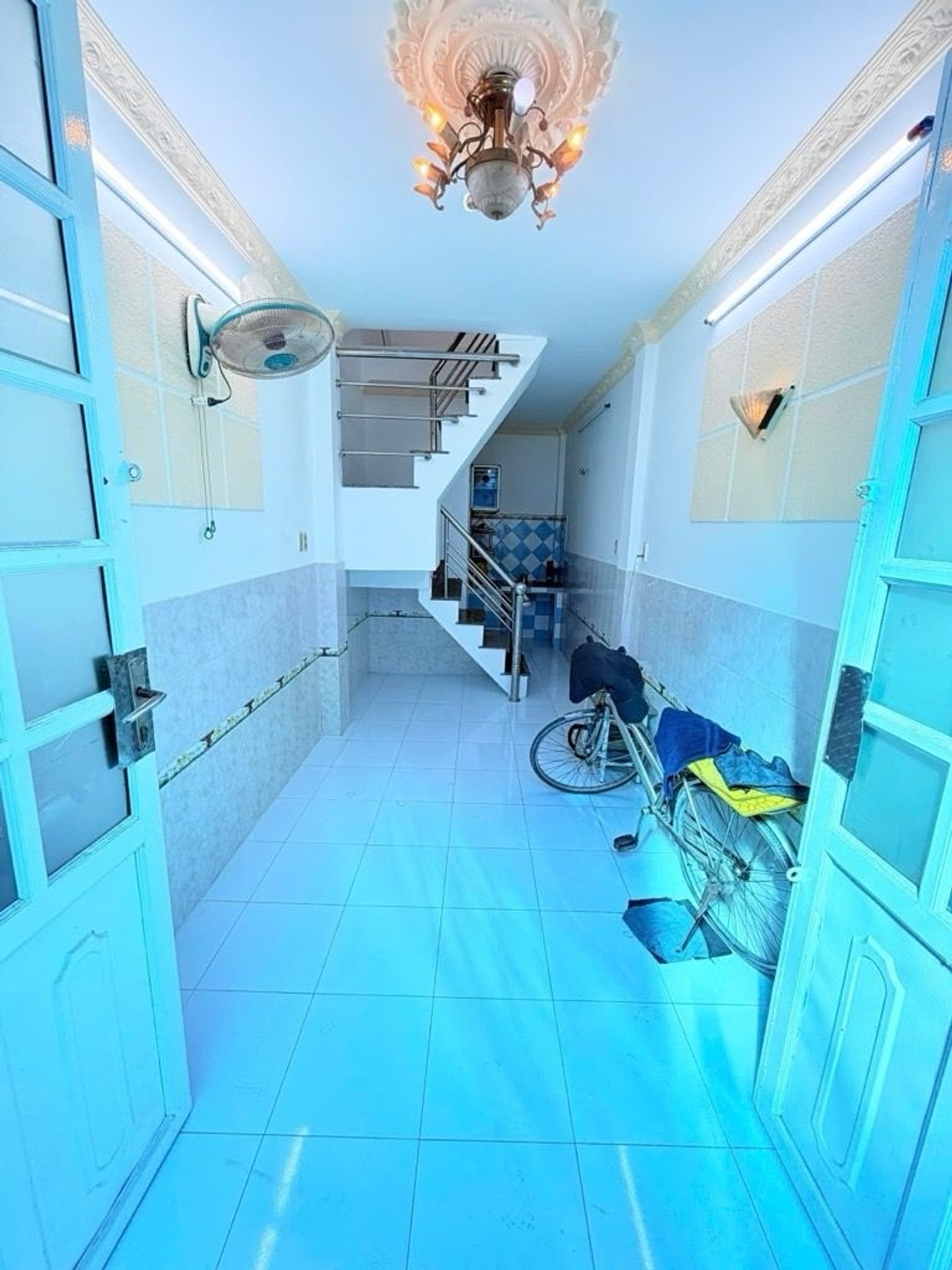 Bán nhà riêng 3 tầng 22.5m2 hướng Nam tại Tân Bình