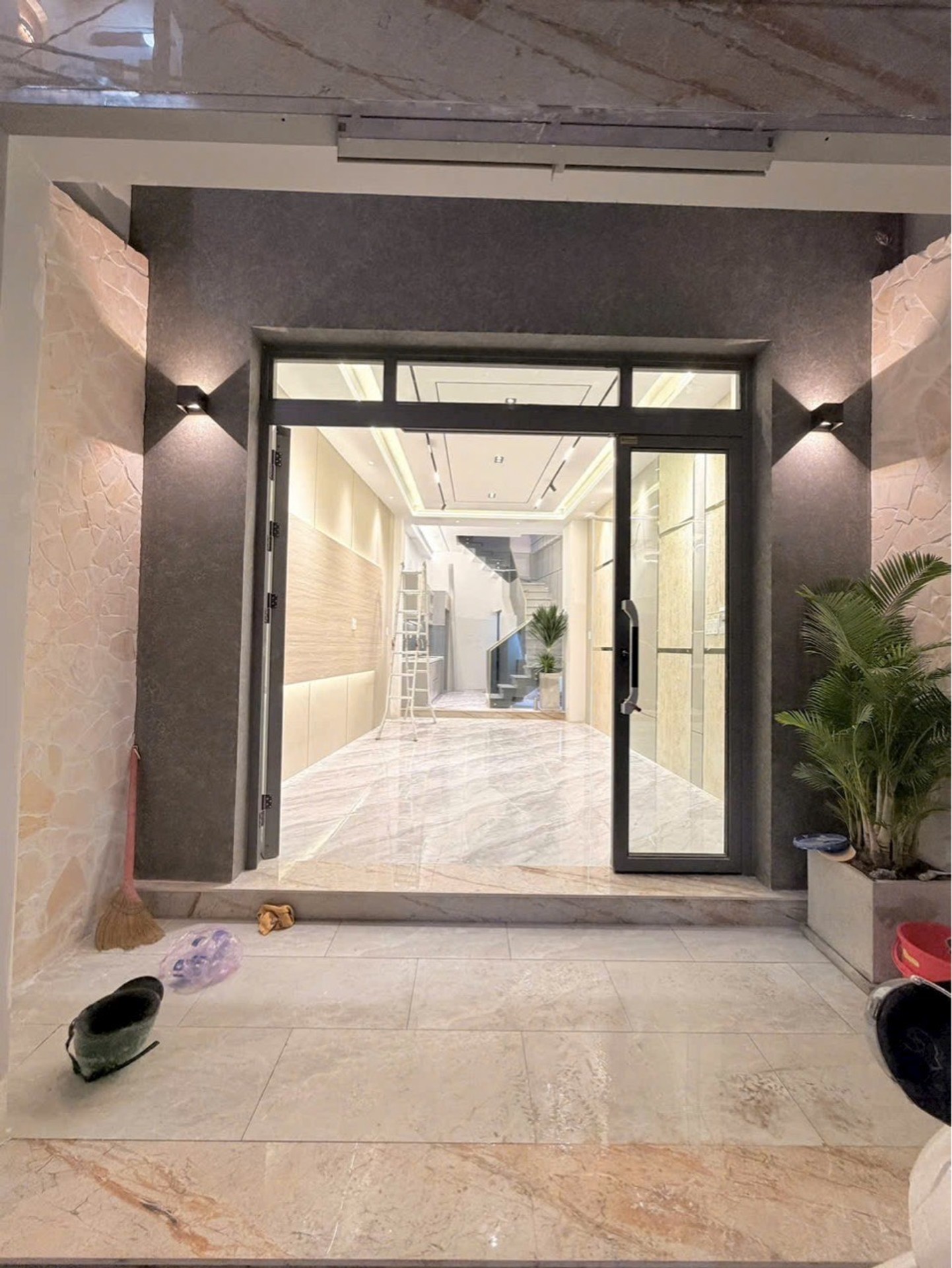 Nhà riêng 5 tầng 40m² tại Khánh Hội, quận 4, giá cạnh tranh