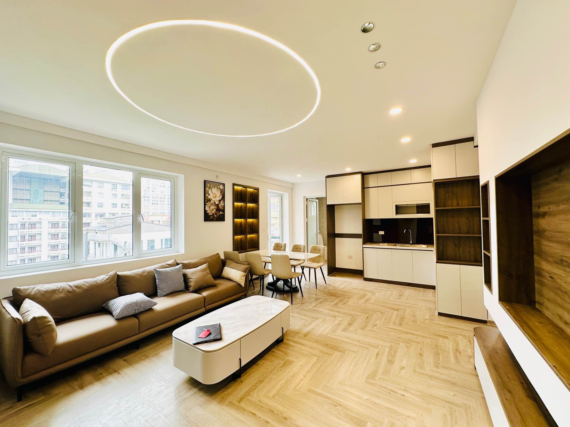 Căn Góc Siêu Hiếm 80m2, 3PN Tại Trung Tâm Thanh Xuân, Giá Tốt, Nội thất tuyệt đẹp