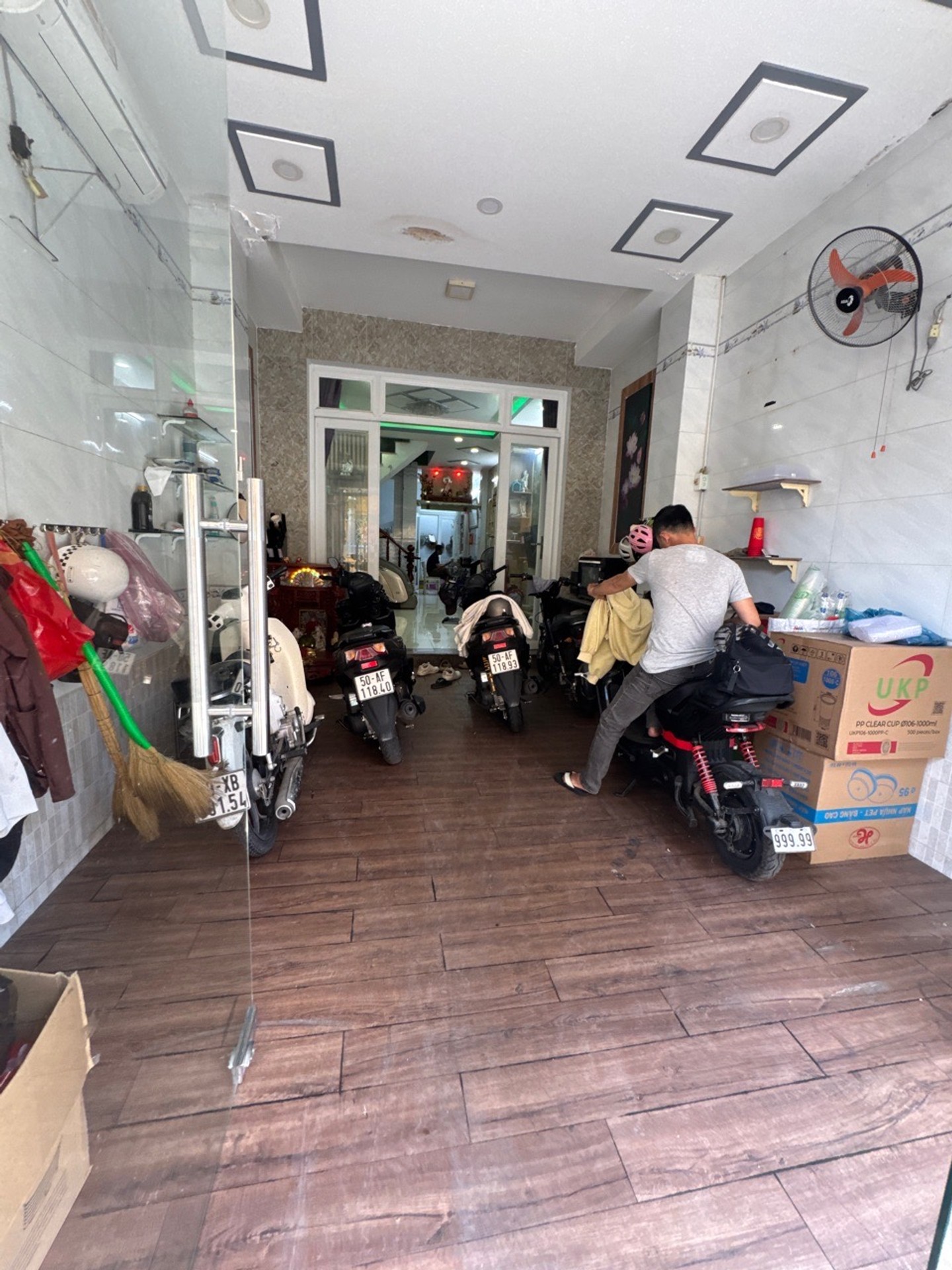 NHÀ MT HẺM XE TẢI -NGUYỄN DUY TRINH – Q 2 (PHƯỜNG BÌNH TRƯNG) –