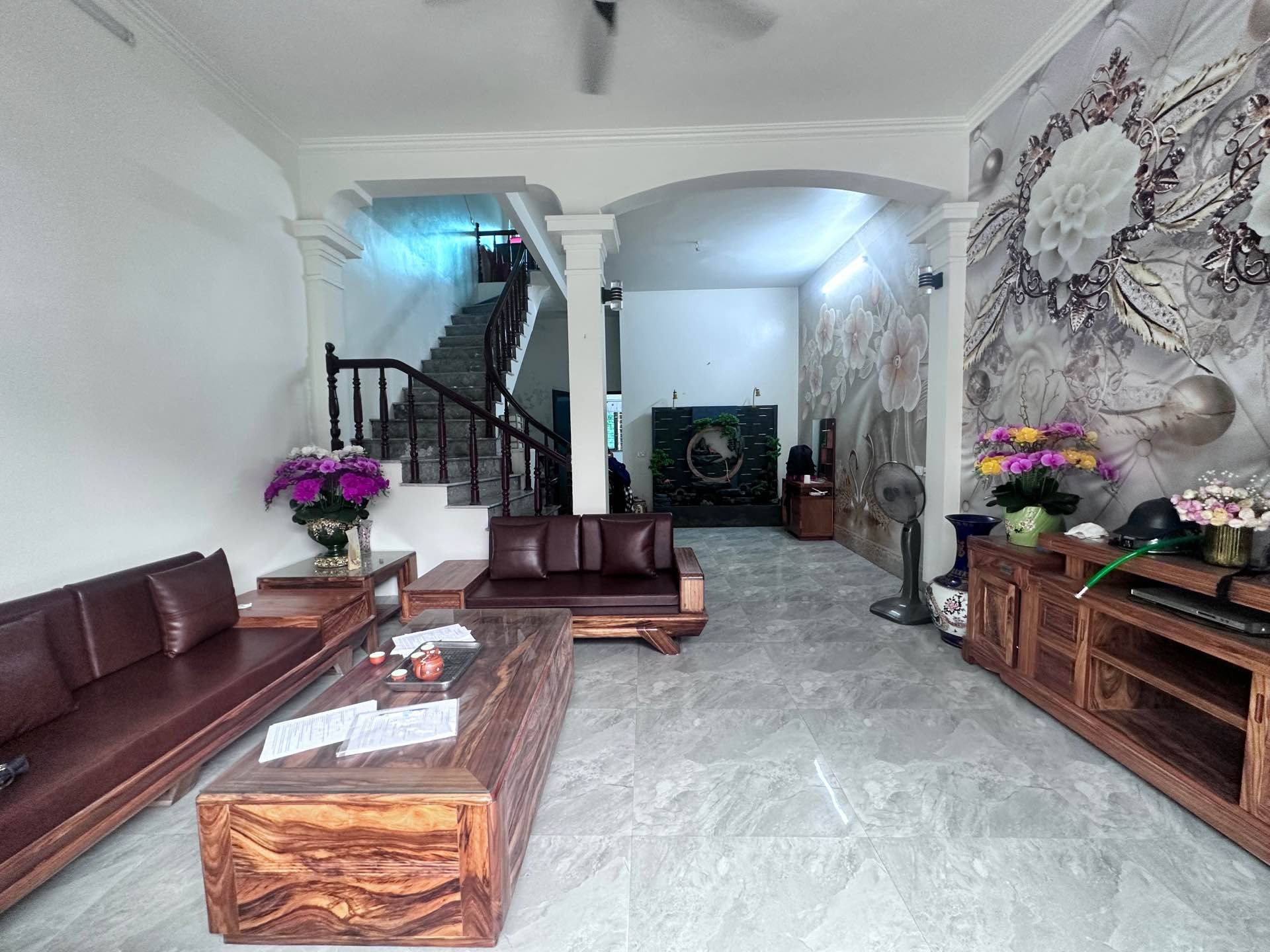 Nhà 3 tầng full nội thất tại Hưng Yên, giá tốt cho gia đình trẻ