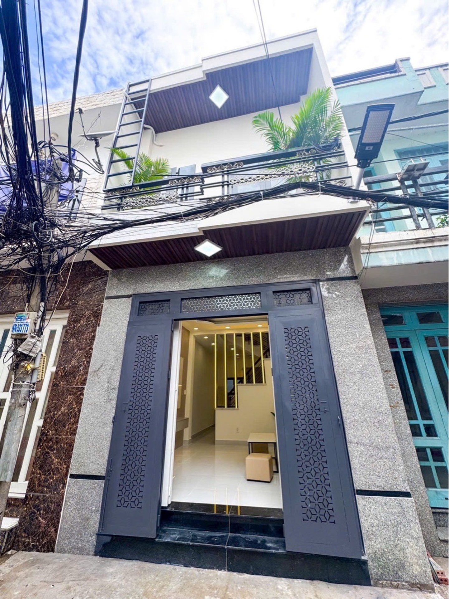 Bán nhà riêng 2 tầng hướng Nam tại phường Nguyễn Thị Xiếu, diện tích 30m², pháp lý cơ sở