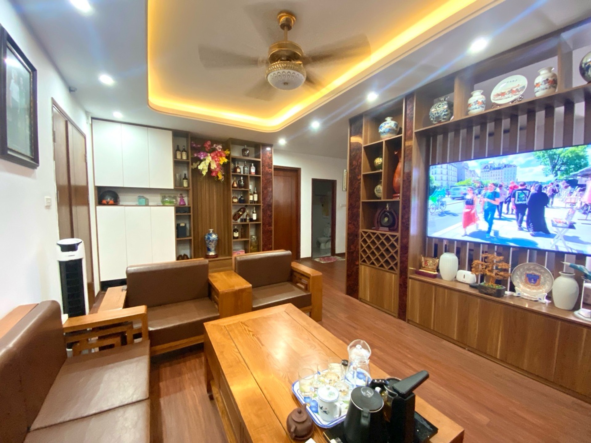 Căn hộ chung cư CT36 Xuân La Tây Hồ - Bộ Quốc Phòng - Căn góc 3 mặt thoáng view Hồ Tây, có slot oto