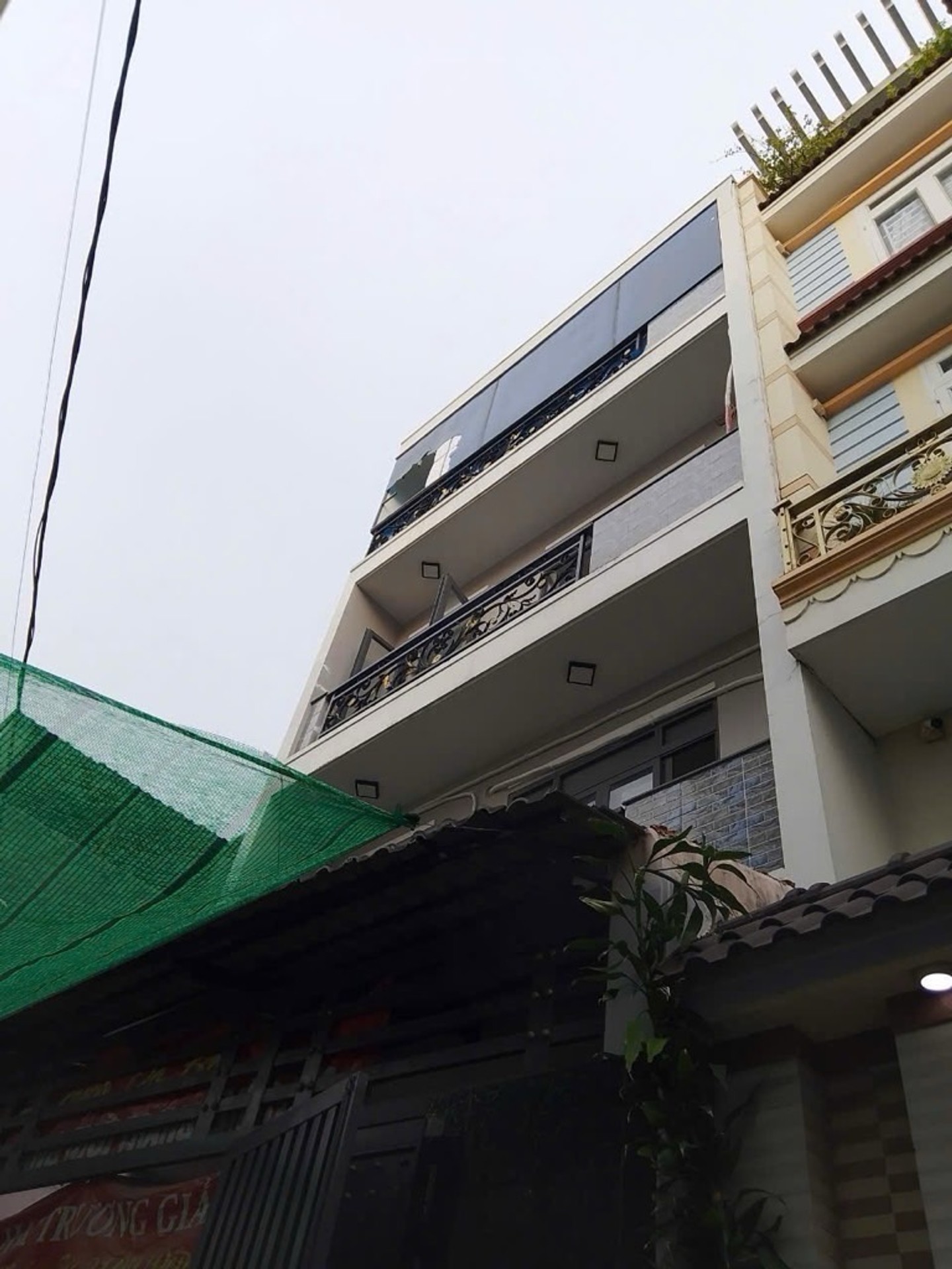 MÃ LÒ, BHHA, BÌNH TÂN - HẺM XE HƠI - CHDV 4 TẦNG DOANH THU 50TR/THÁNG - 93M2 - 6 x 16